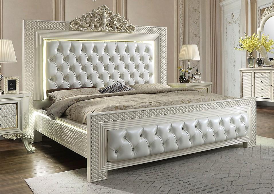 Traditional Panel Bed HD-8091 HD-EK8091 in Gold Finish, White Leather