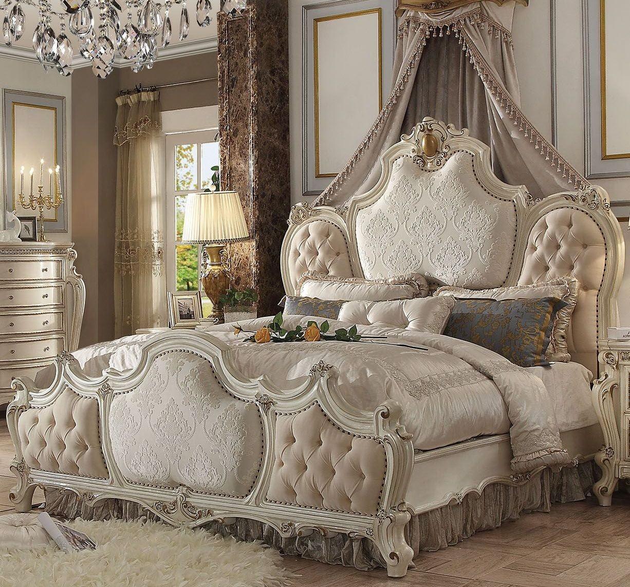 

    
Fabric Antique Pearl Tufted Queen Bed Picardy 26880Q Acme Vintage Classic

