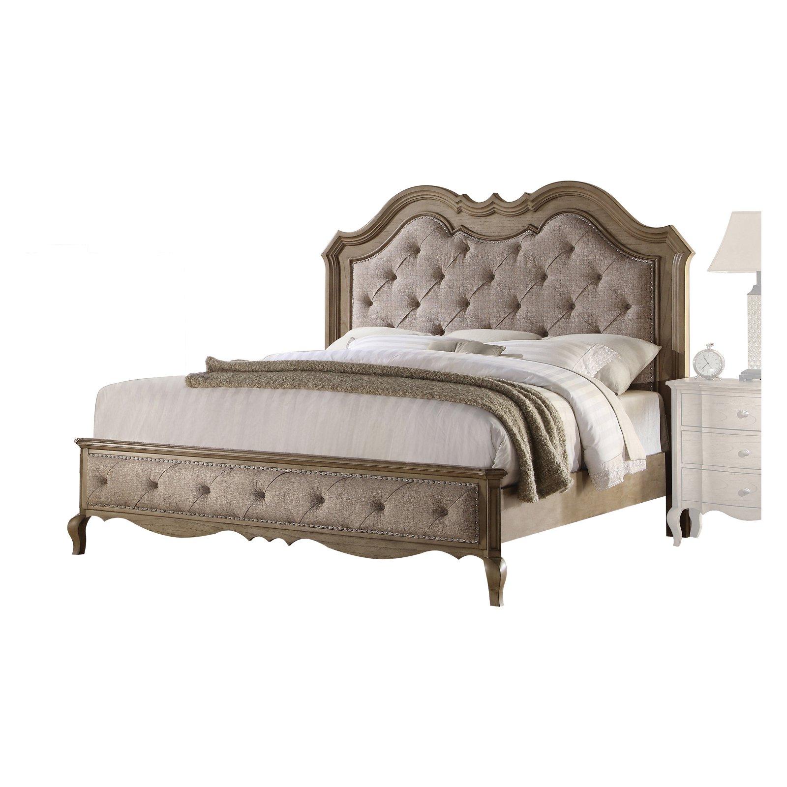 

    
Beige Fabric & Antique Taupe King Bed 26047EK Chelmsford Acme Classic
