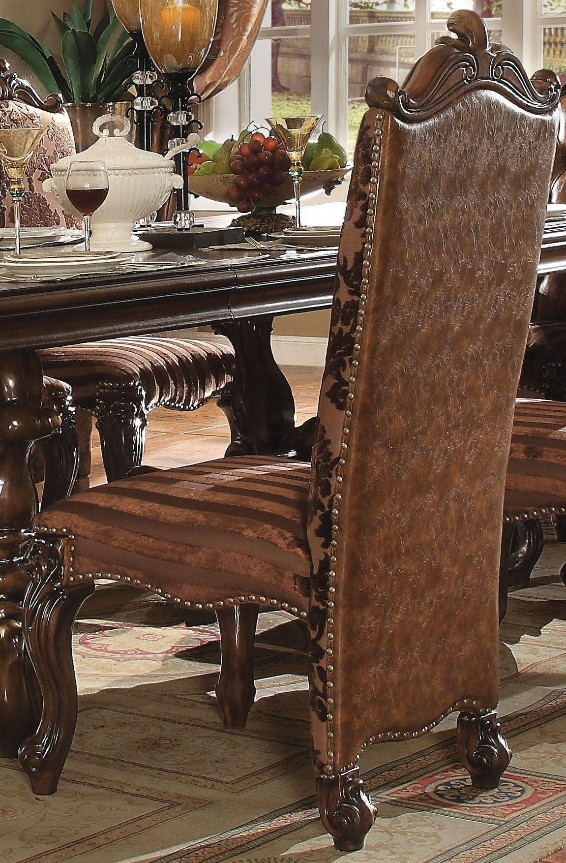

    
Cherry Oak Rectangular Extendable Dining Room Set 5Pcs Acme Furniture 61100 Versailles
