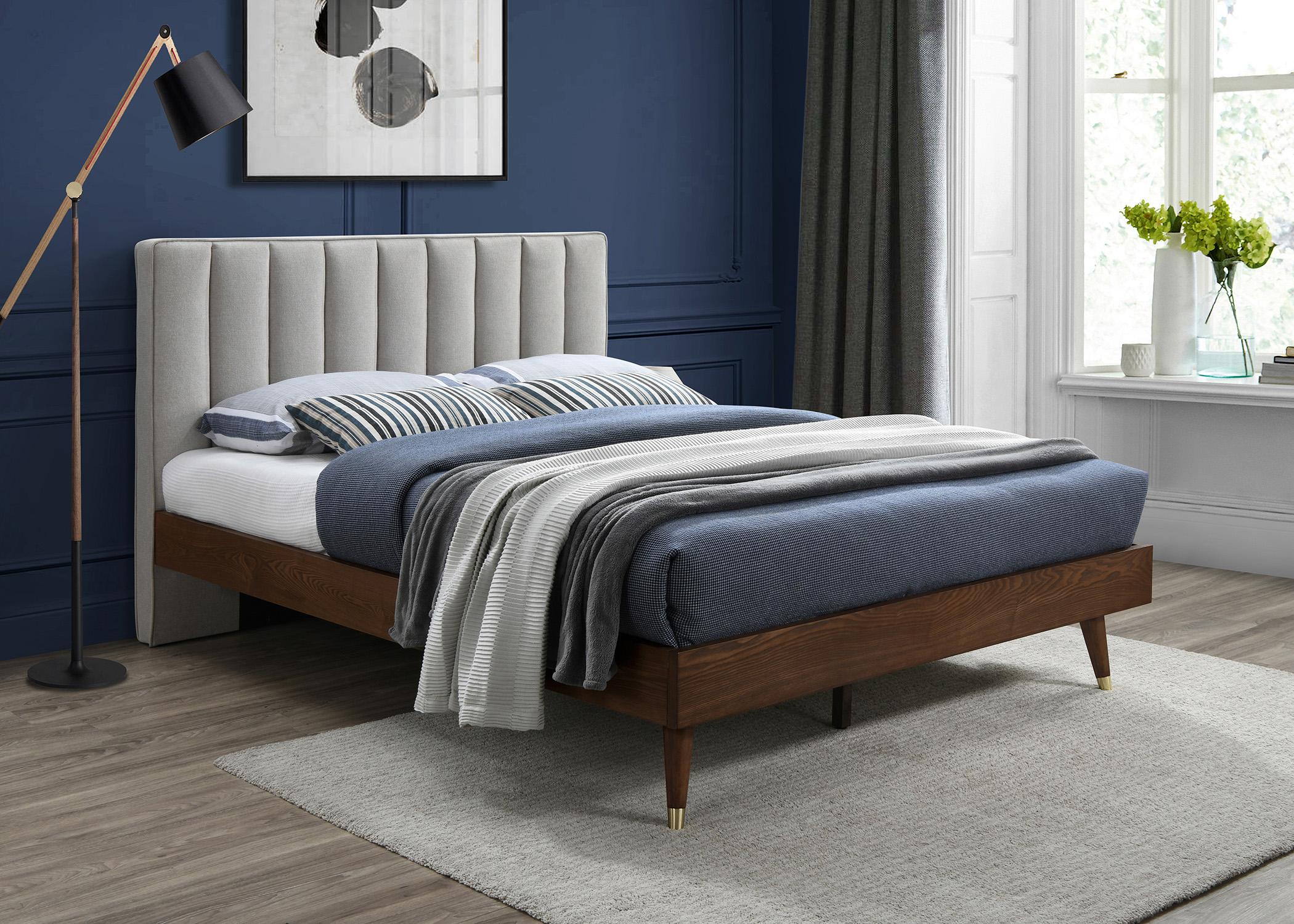 

    
Meridian Furniture VANCE Beige-K Platform Bed Walnut/Beige VanceBeige-K
