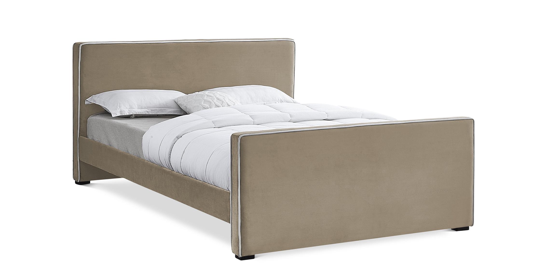 

    
Beige Velvet Queen Bed DILLARD DillardBeige-Q Meridian Contemporary Modern
