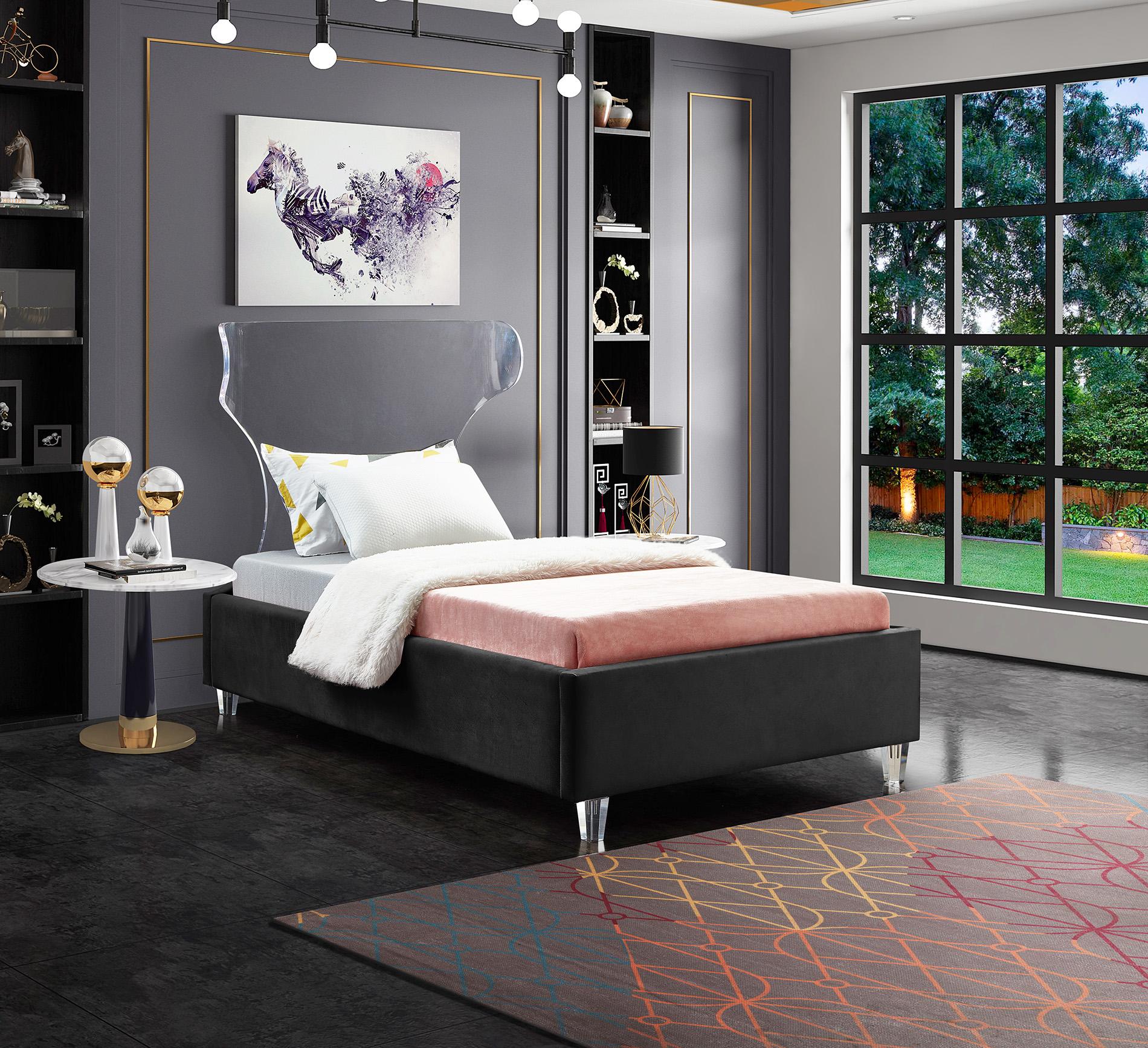 

        
Meridian Furniture GHOST GhostBlack-T Platform Bed Black Fabric 753359803234
