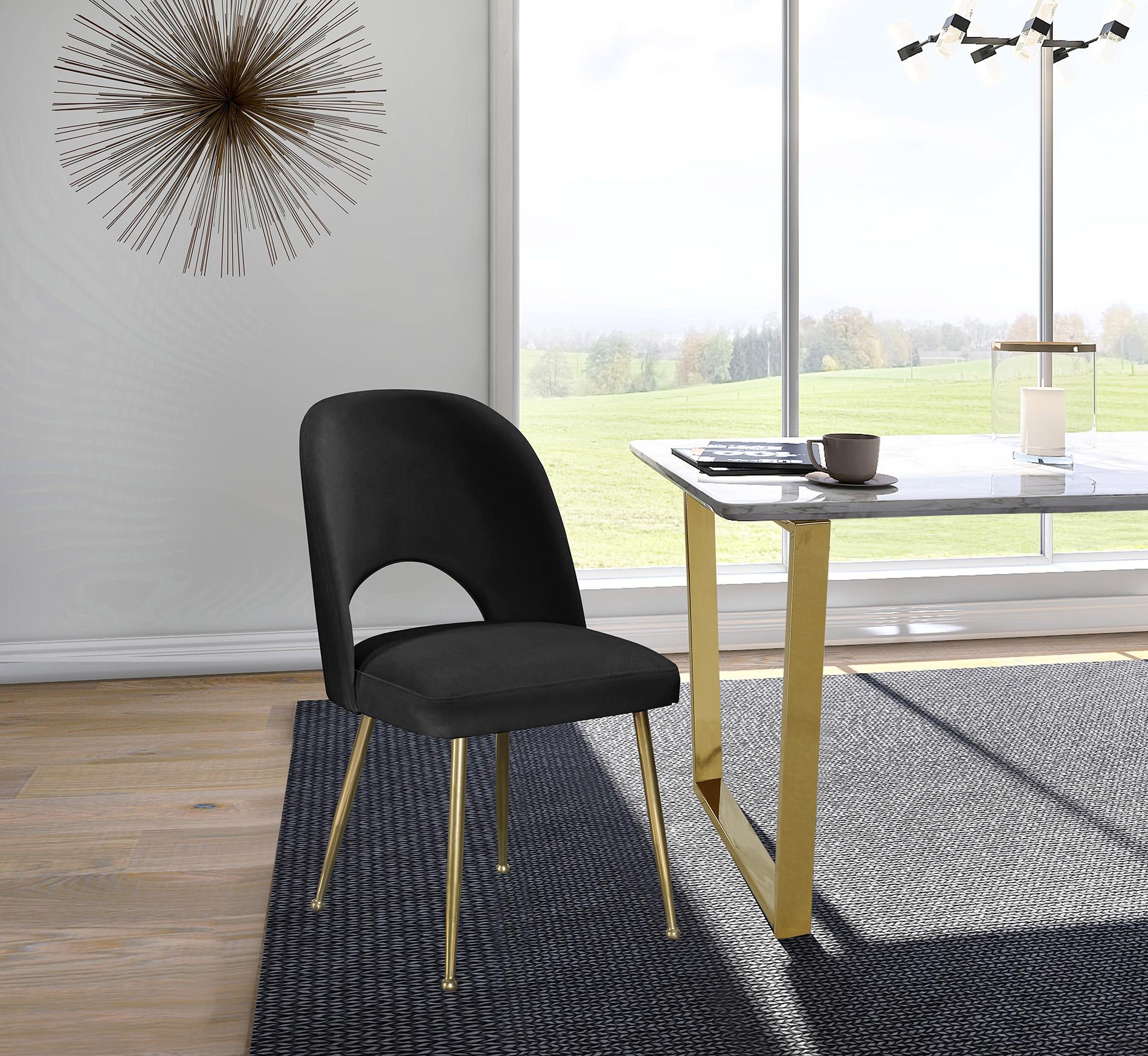 

    
Black Velvet & Gold Dining Chair Set 2 Pcs LOGAN 990Black-C Meridian Modern
