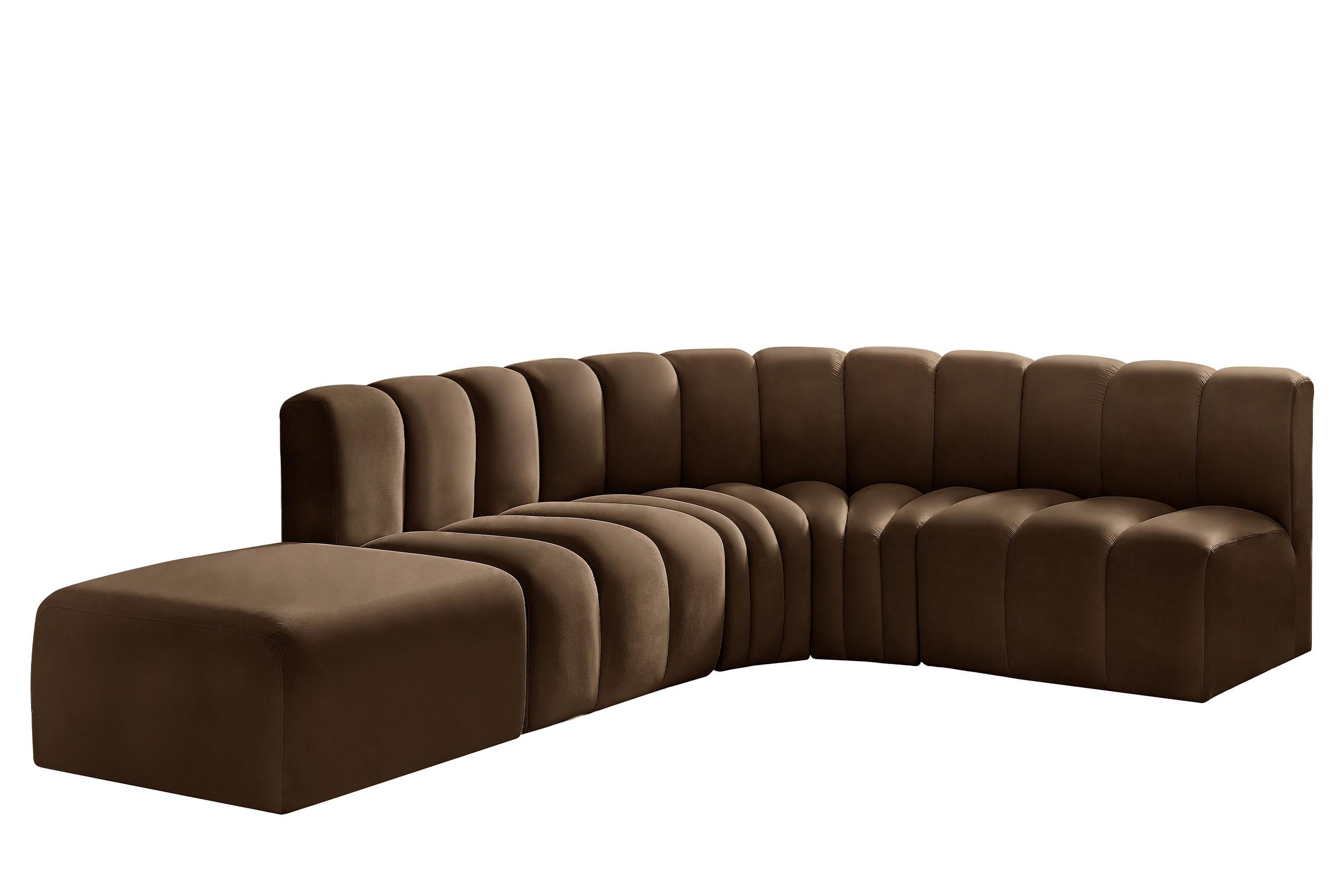 

        
Meridian Furniture ARC 103Brown-S5C Modular Sectional Sofa Brown Velvet 094308300023
