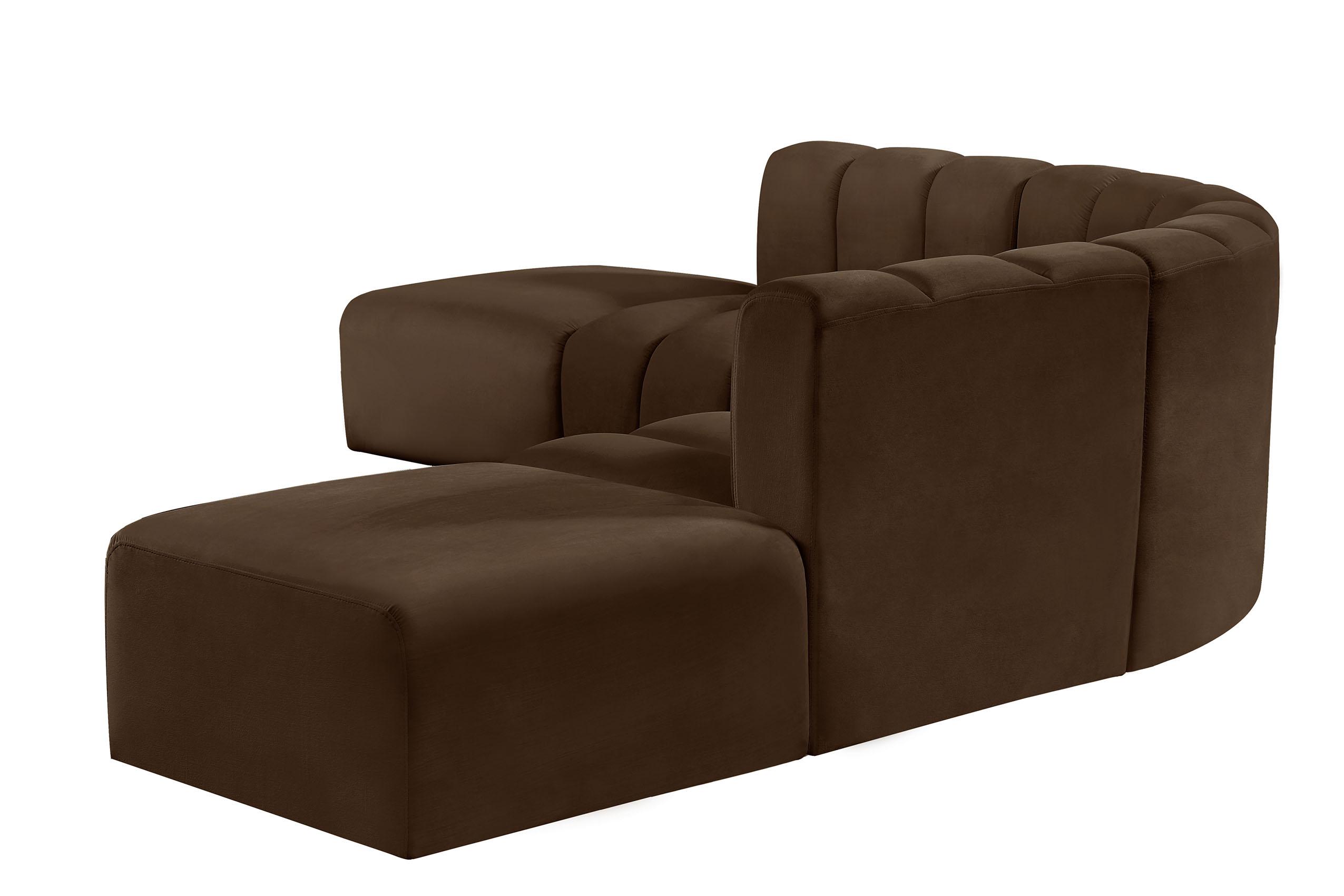 

    
103Brown-S6C Meridian Furniture Modular Sectional Sofa
