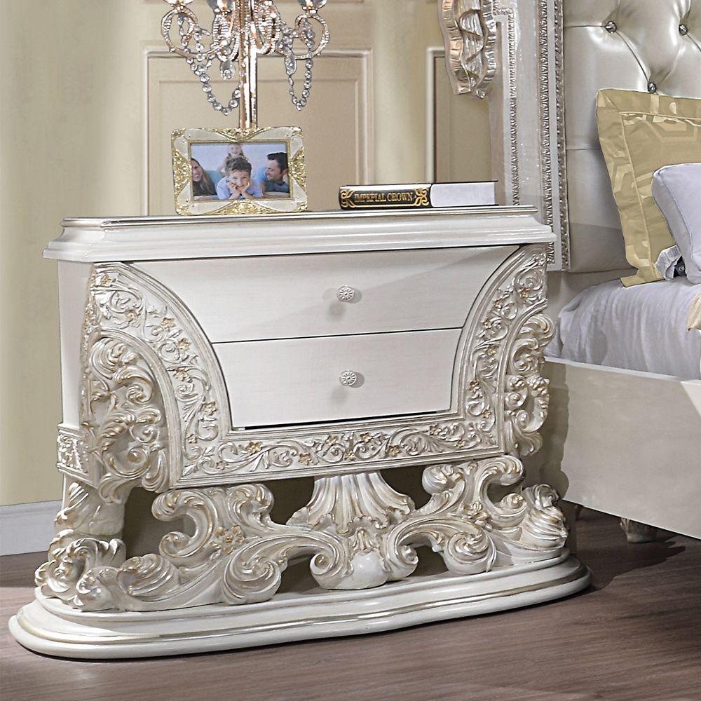

    
Classic Antique White Composite Wood Nightstand Acme Adara CM7413GY-N
