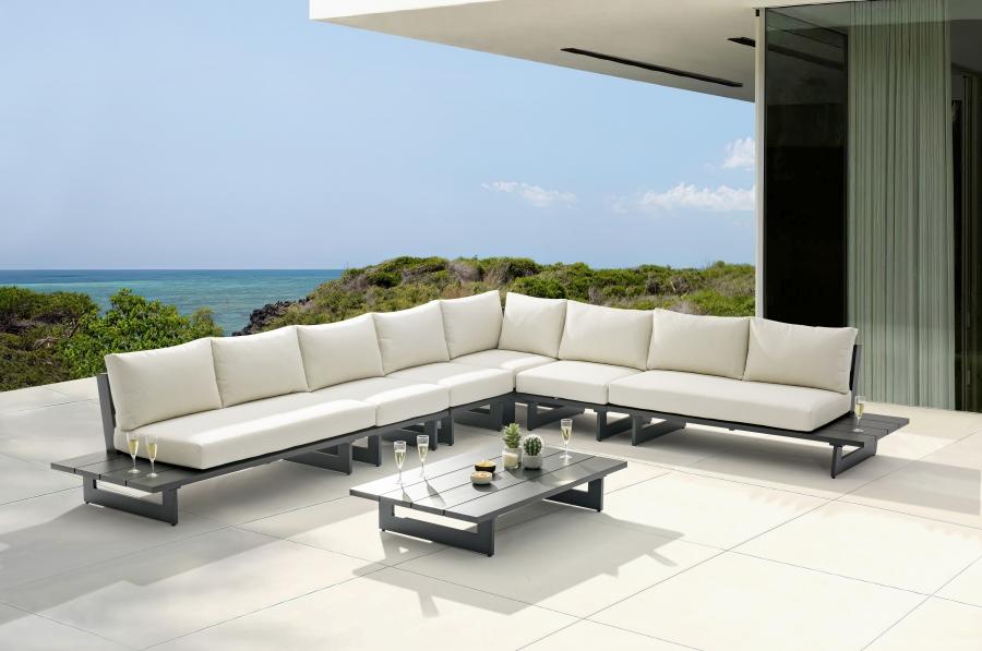 

    
Contemporary Dark Grey/Cream Aluminium Patio Modular Sectional Sec3A Meridian Furniture Maldives 338Cream-Sec3A
