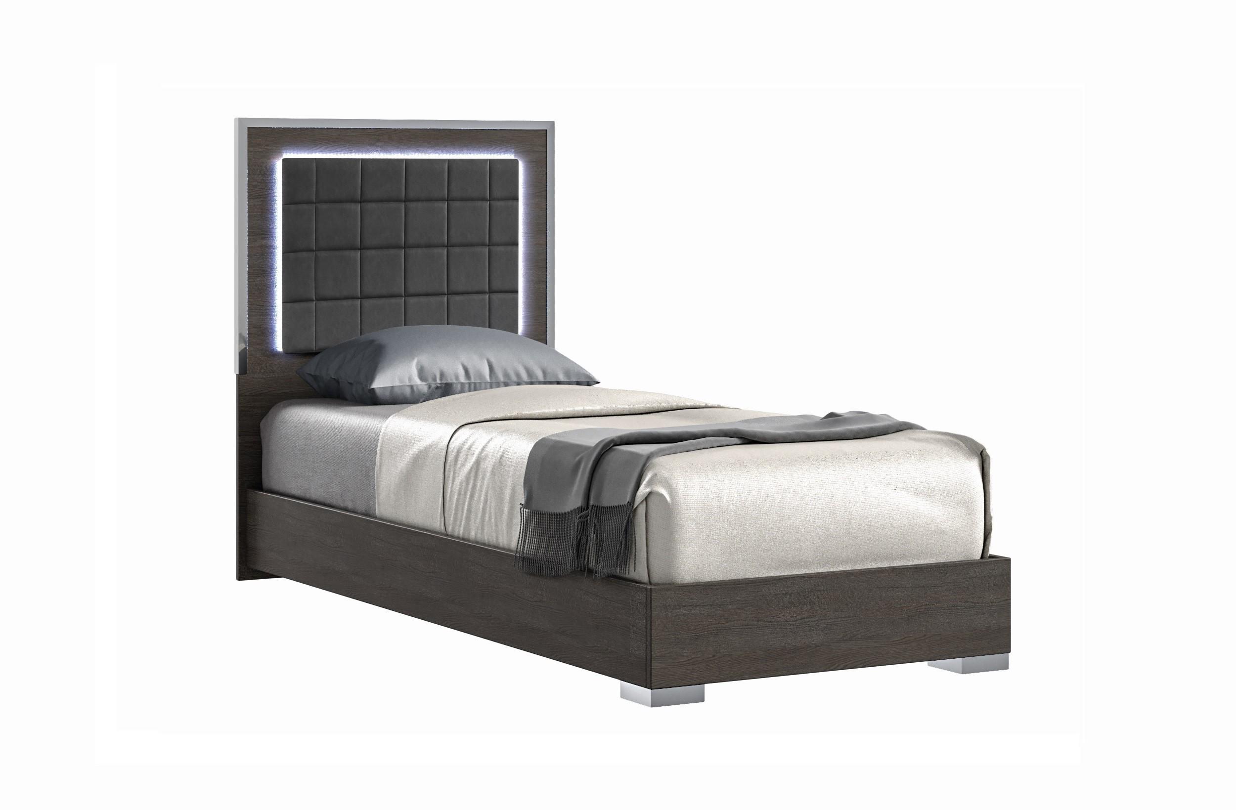 Contemporary Platform Bed Alice 15544-T in Gray Leatherette