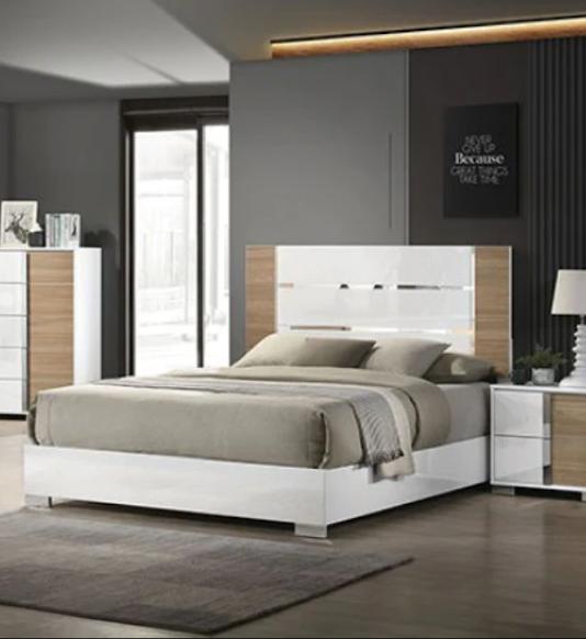 Contemporary Panel Bed ERLANGEN CM7462WH-CK CM7462WH-CK in Natural, White 