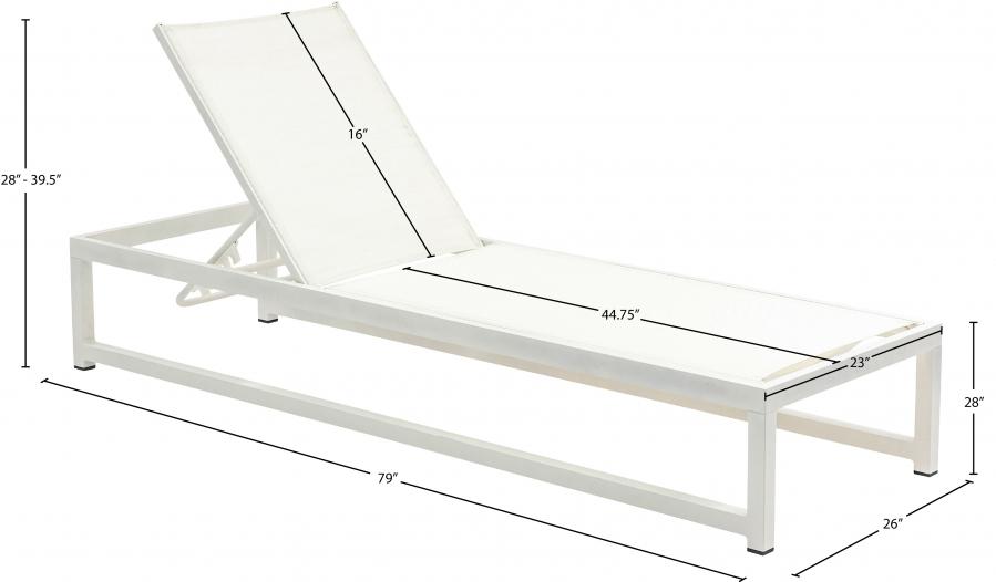 

    
Contemporary White/Cream Aluminium Chaise Lounge Meridian Furniture Maldives 347Cream-CL
