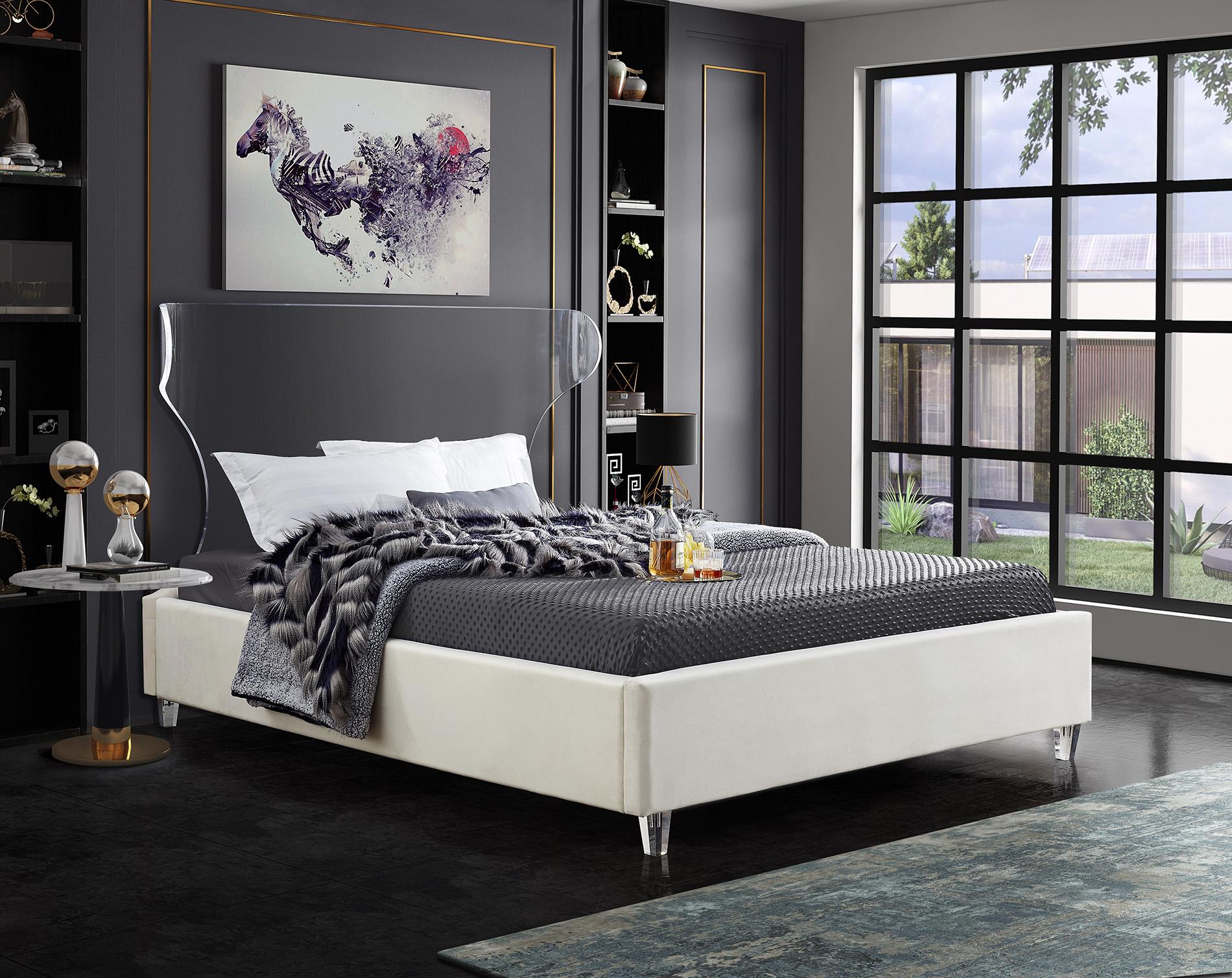 

        
Meridian Furniture GHOST GhostCream-K Platform Bed Cream Fabric 753359803180
