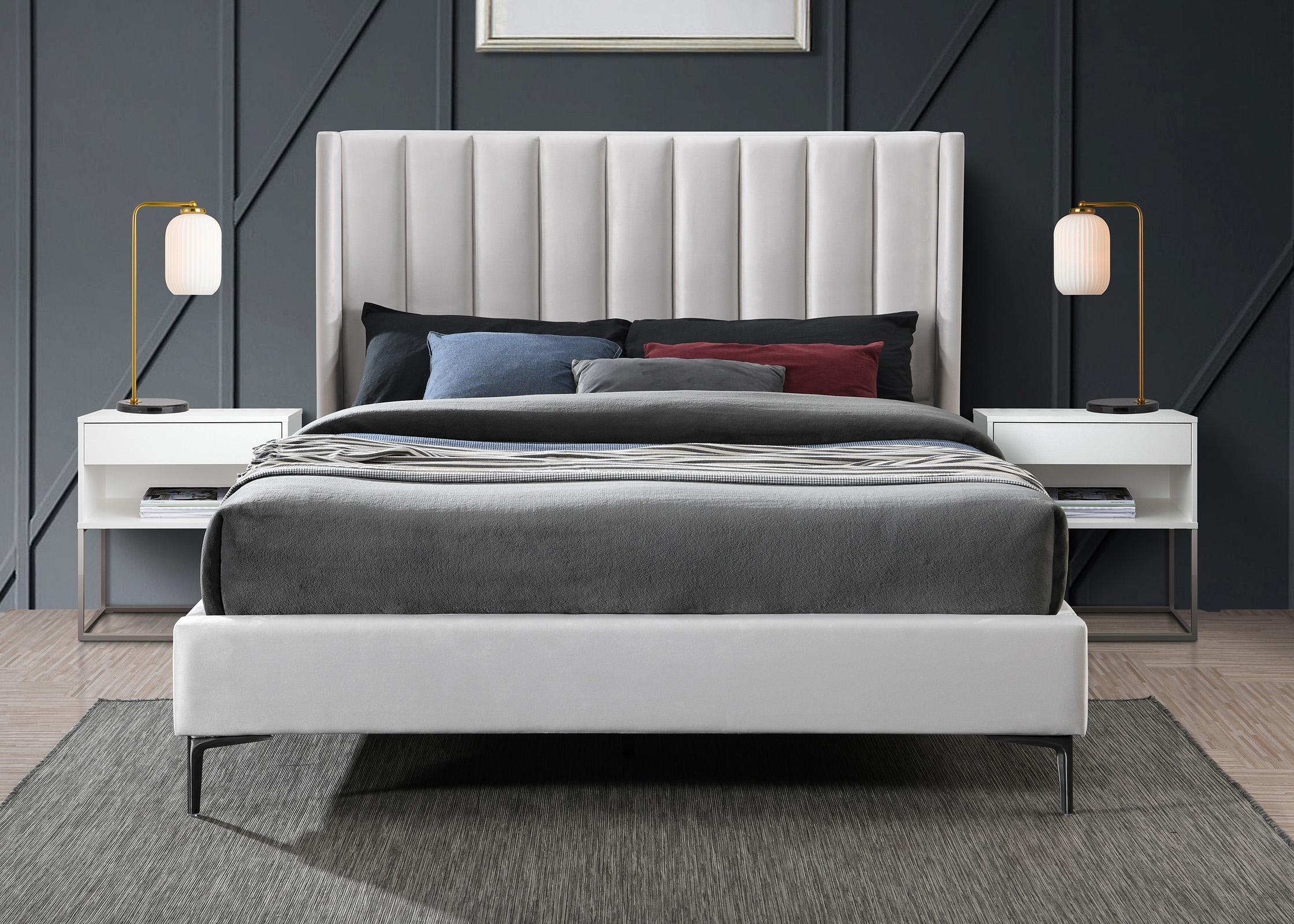 

    
Meridian Furniture NadiaCream-F Platform Bed Cream NadiaCream-F
