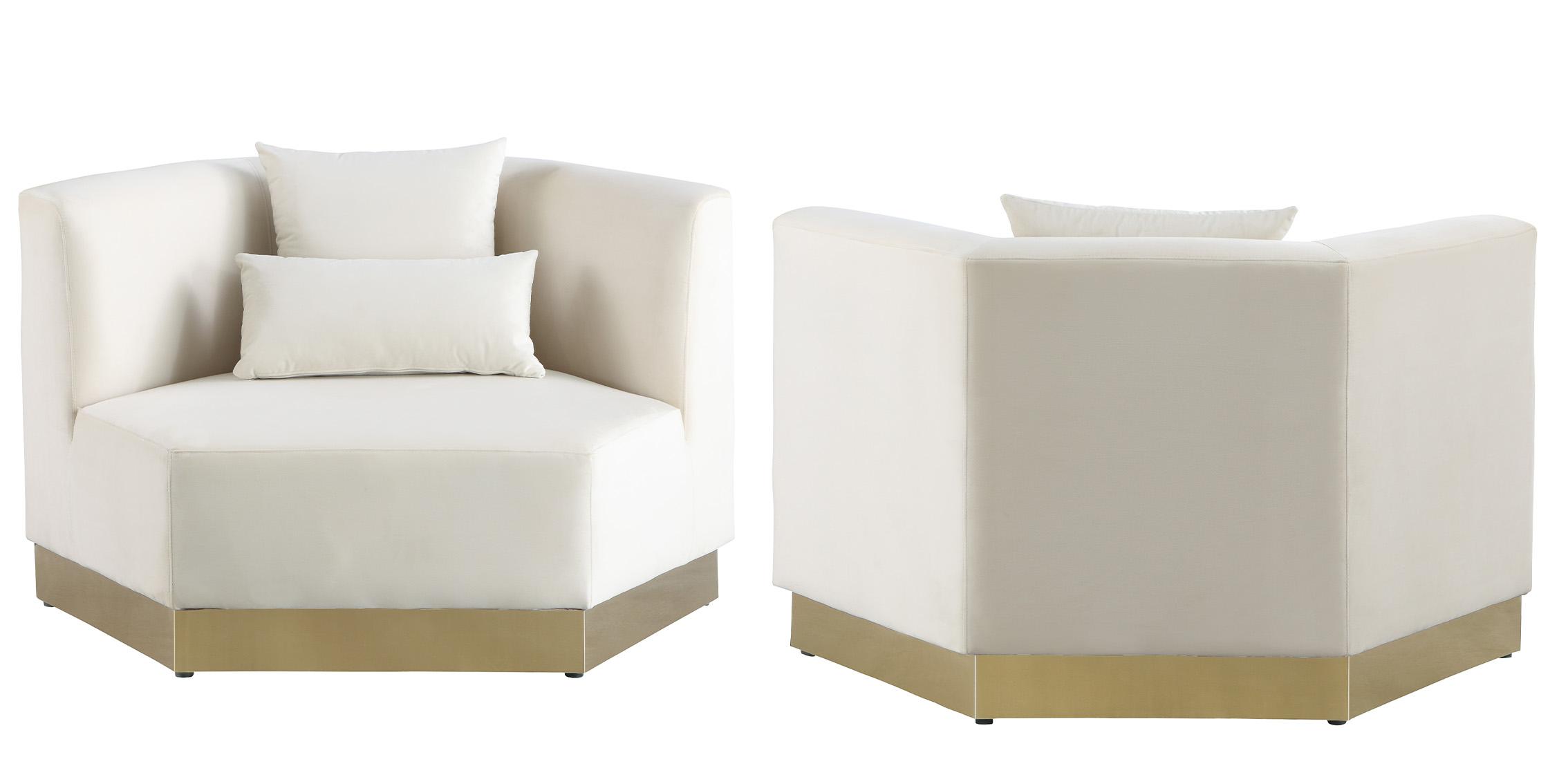 

    
 Order  Cream Velvet Sofa Set 3Pcs MARQUIS 600Cream-S Meridian Contemporary Modern
