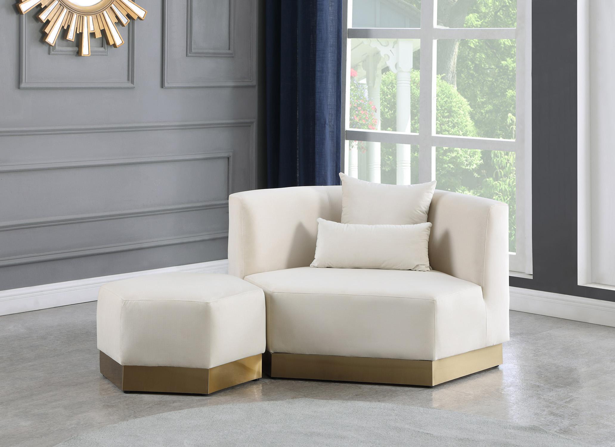 

    
Cream Velvet Sofa Set 3Pcs MARQUIS 600Cream-S Meridian Contemporary Modern

