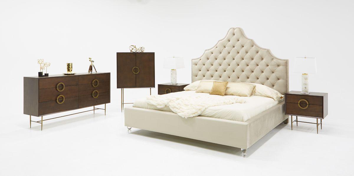 

    
VGNX18145 VIG Furniture Chest
