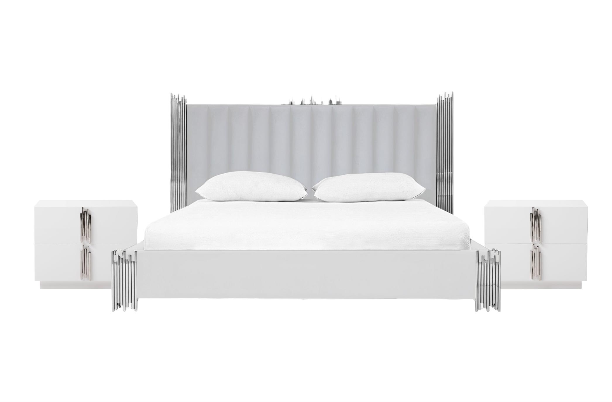 

    
White PU & Silver Accents Queen Platform Bedroom Set 3Pcs by VIG Modrest Token

