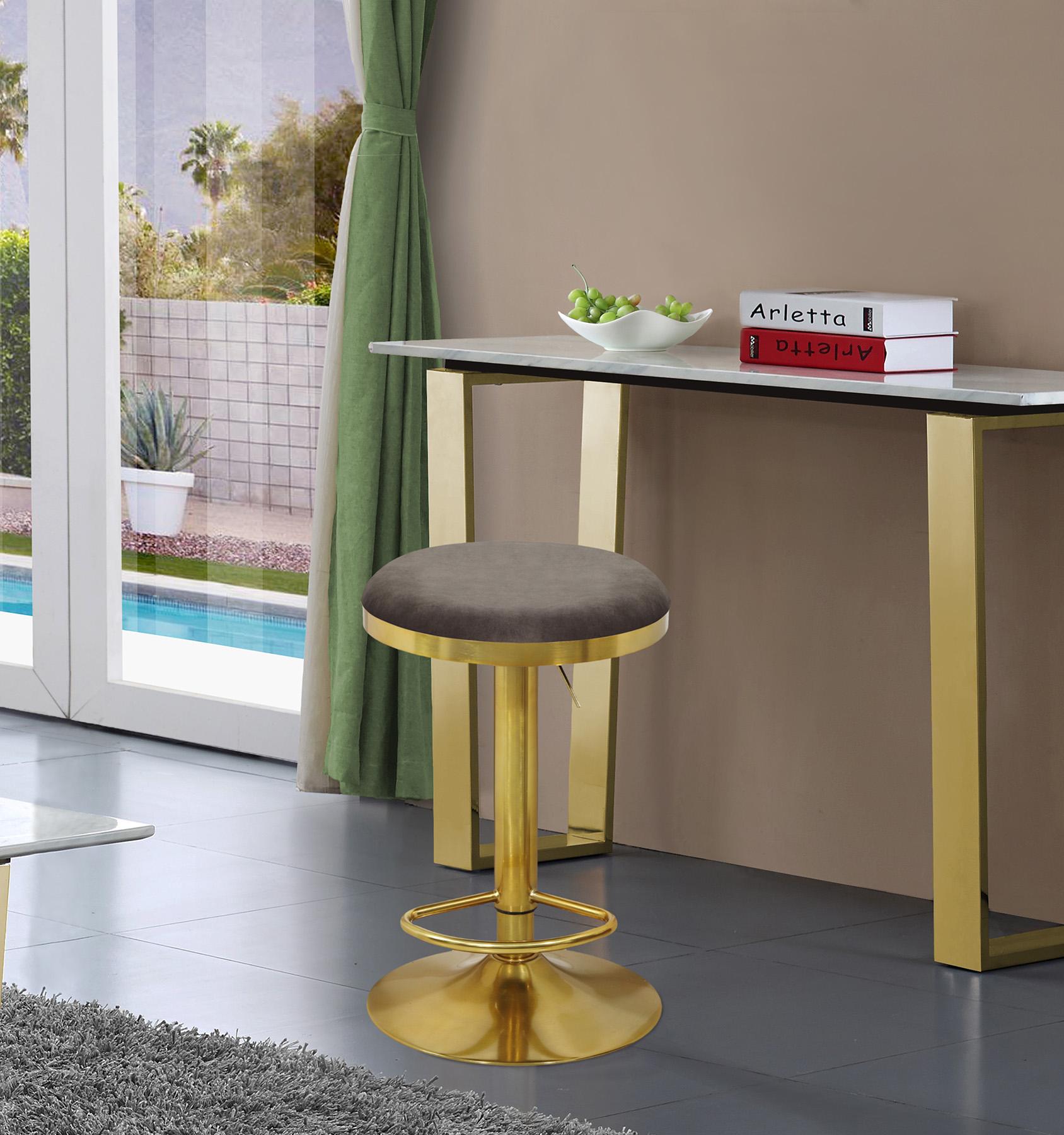 

    
Meridian Furniture BRODY 955Grey-C Adjustable Stool Set Gray/Gold 955Grey-C-Set-2
