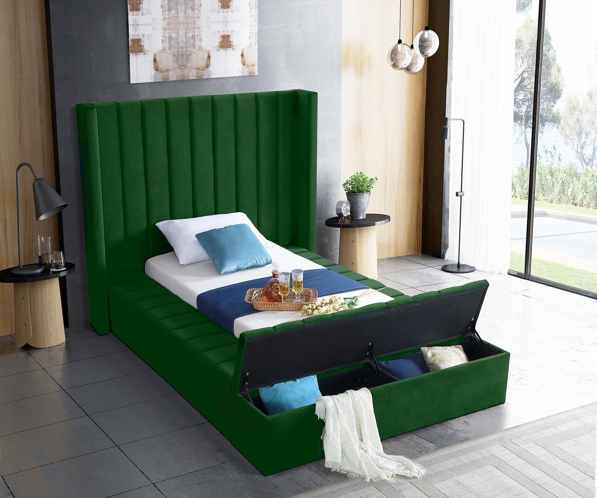 

    
Meridian Furniture KIKI Green-T Storage Bed Green KikiGreen-T

