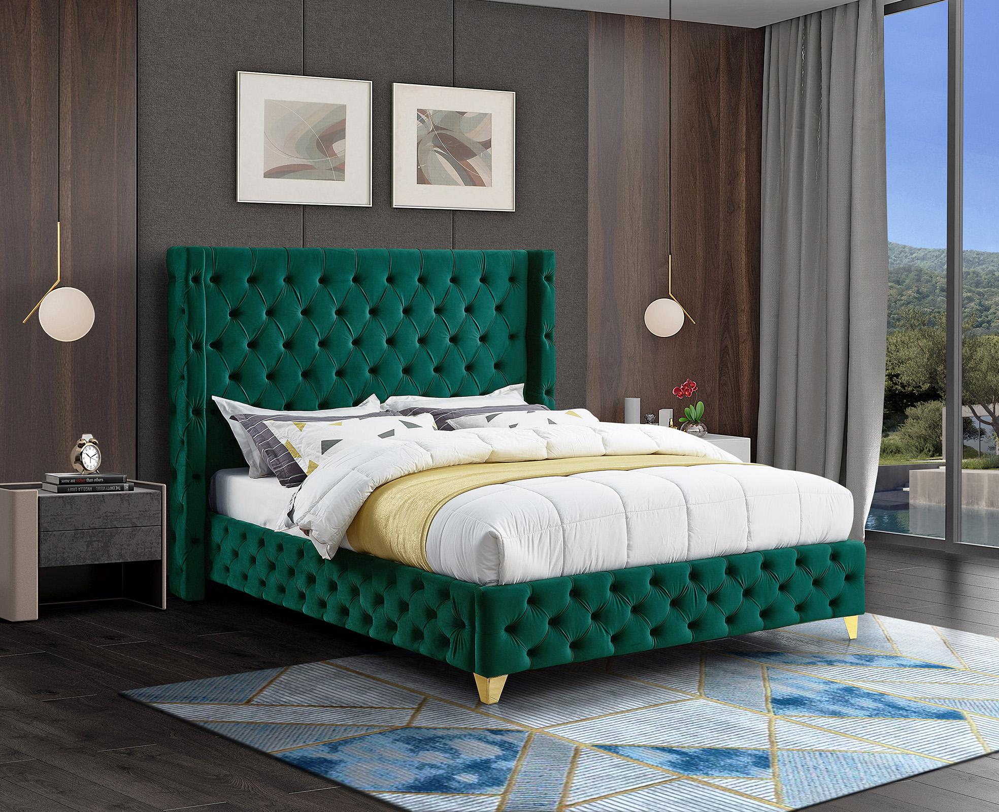 

    
Meridian Furniture SAVAN SavanGreen-K Platform Bed Chrome/Green/Gold SavanGreen-K
