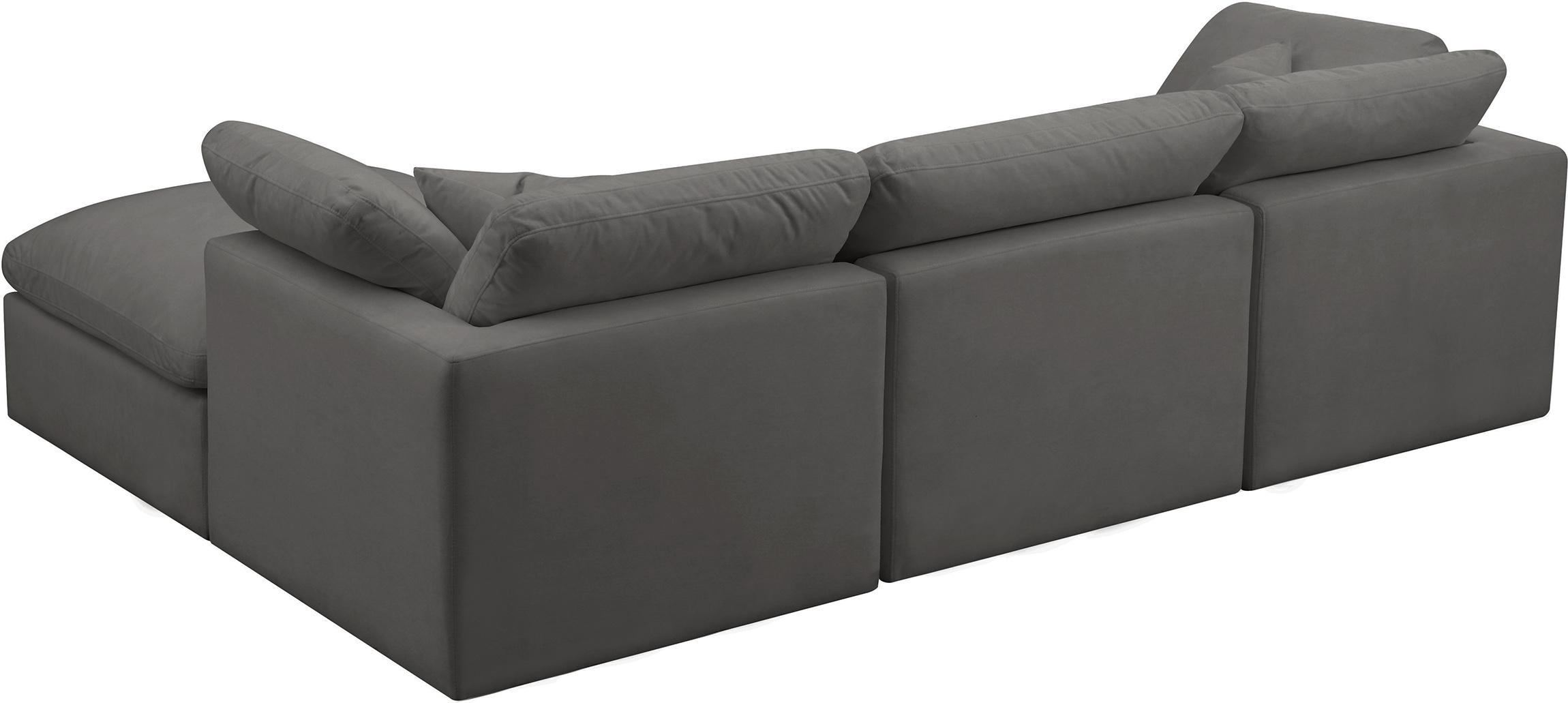 

    
602Grey-Sec4A Meridian Furniture Sectional Sofa
