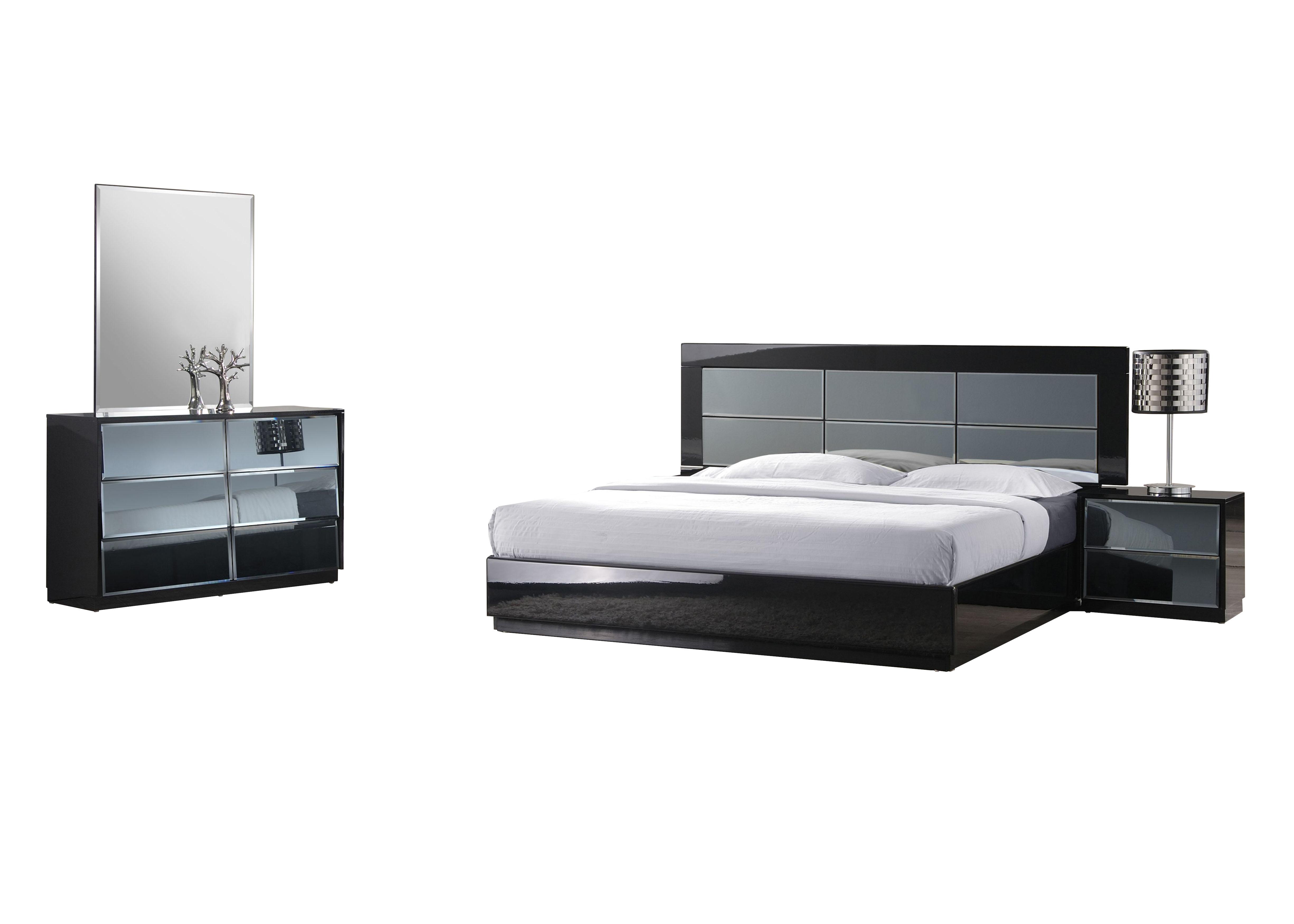 

    
High Gloss Black with Mirror King Size Bedroom 4Pcs Venice by Chintaly Imports
