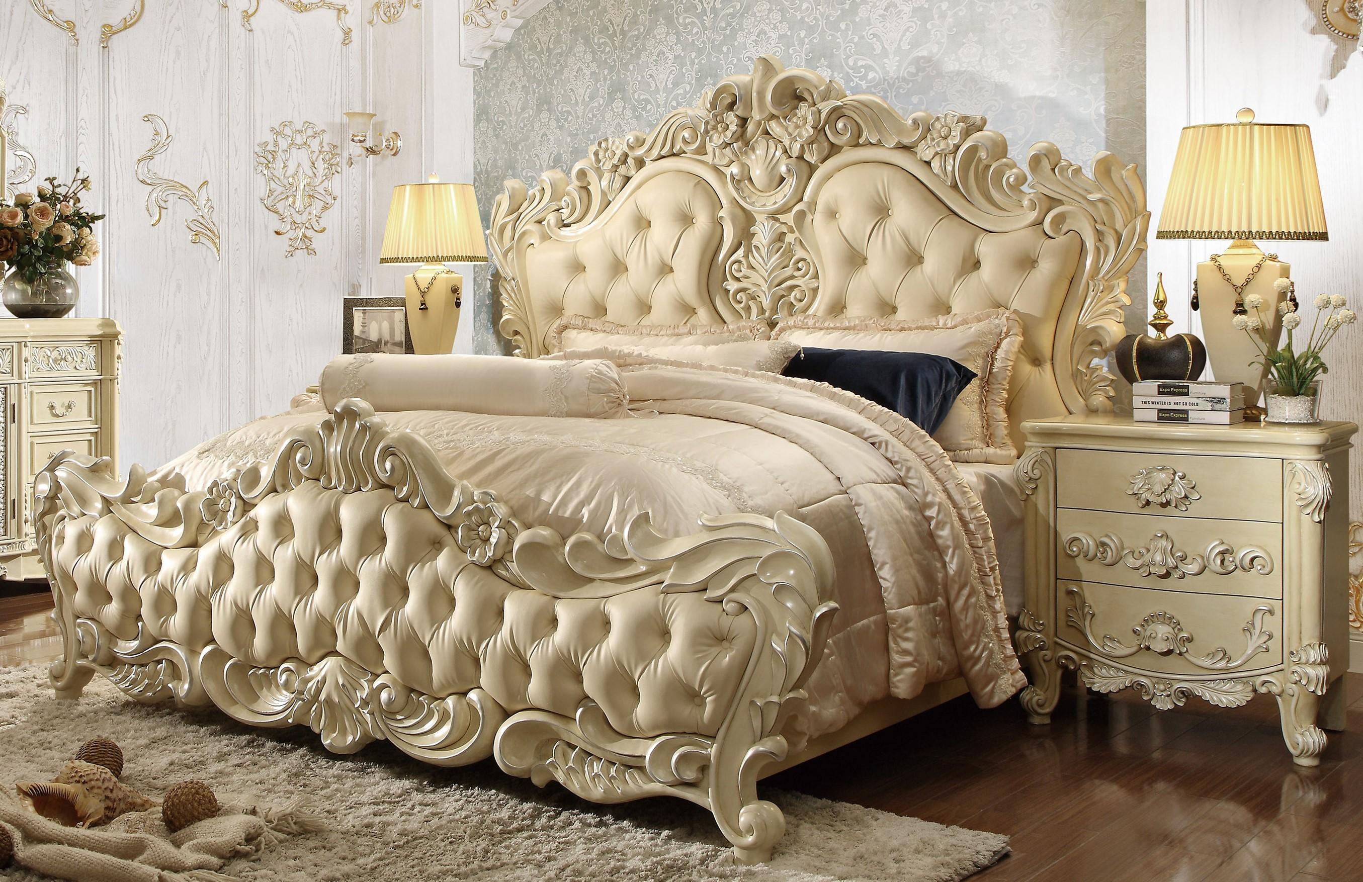 Traditional Panel Bedroom Set HD-5800 HD-EK5800-3PC in Pearl, Cream Leather
