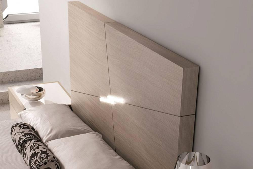 

    
J&M Furniture Evora Platform Bedroom Set Natural J&amp;M-SKU18145-Q-Set-3
