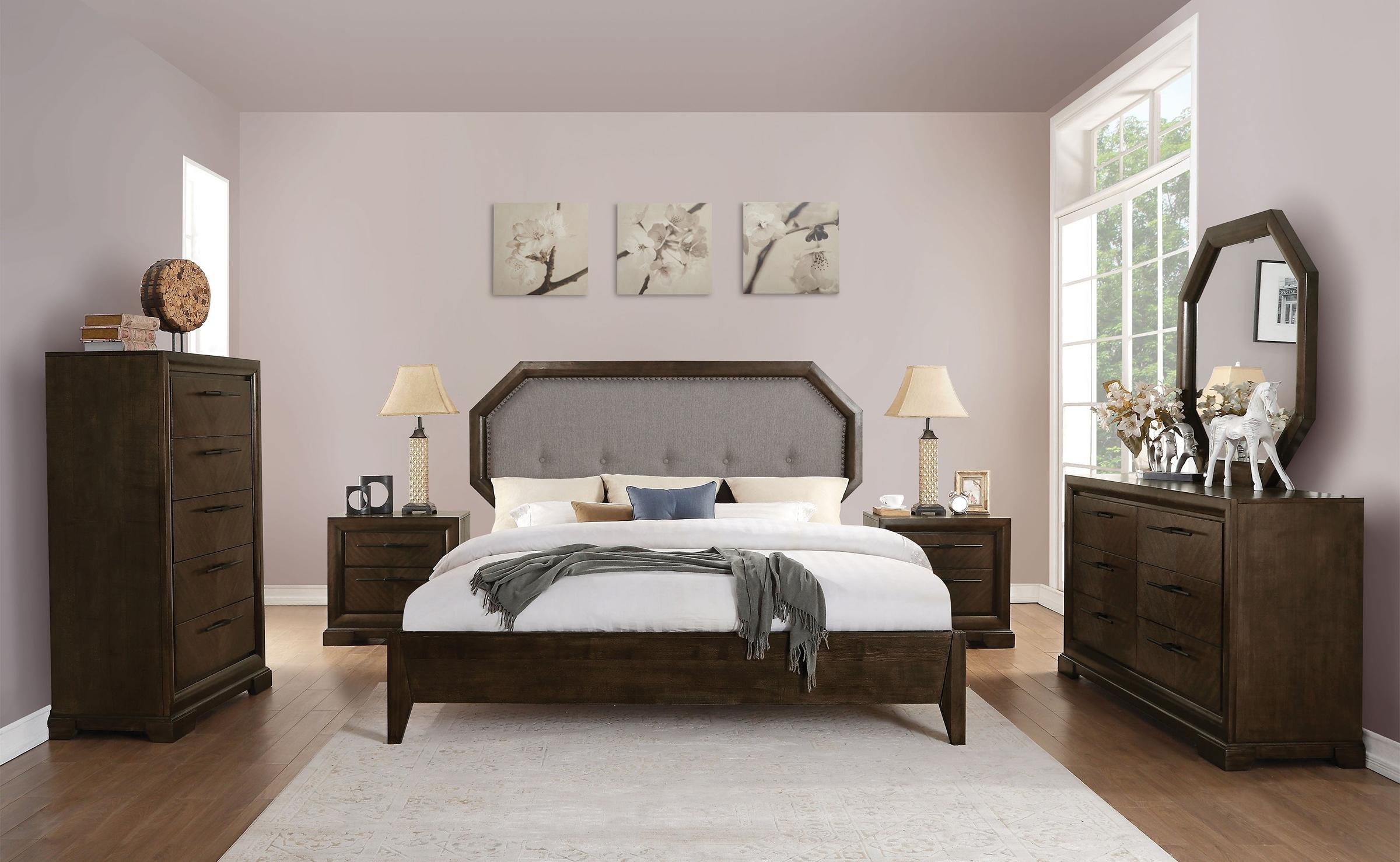 Classic, Traditional Platform Bedroom Set Selma Selma-24087EK-Set-3 in Tobacco, Light Gray Fabric