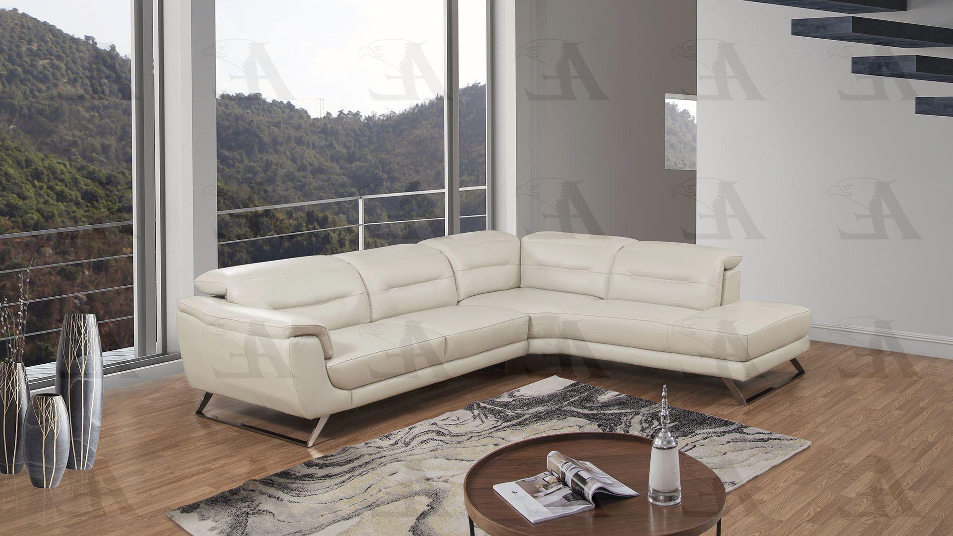 

        
American Eagle Furniture EK-LH756-LG Sectional Sofa Light Gray Top grain leather 00656237669628
