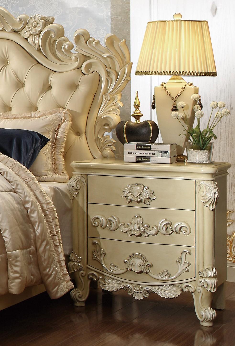 

    
Homey Design Furniture HD-5800 Panel Bedroom Set Pearl/Cream HD-5800-BSET5-EK
