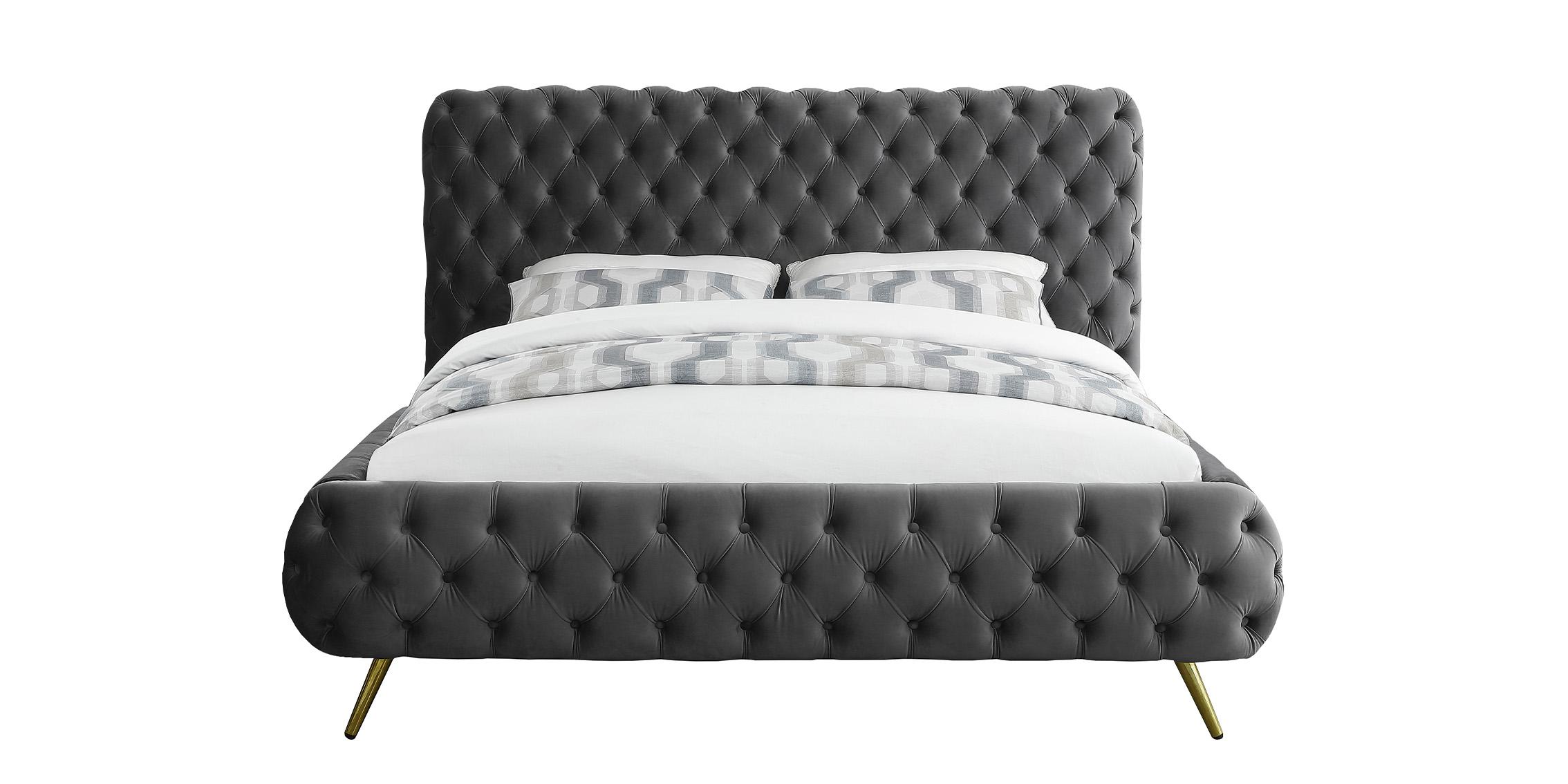 

        
Meridian Furniture DELANO DelanoGrey-K Platform Bed Gray Velvet 704831405408
