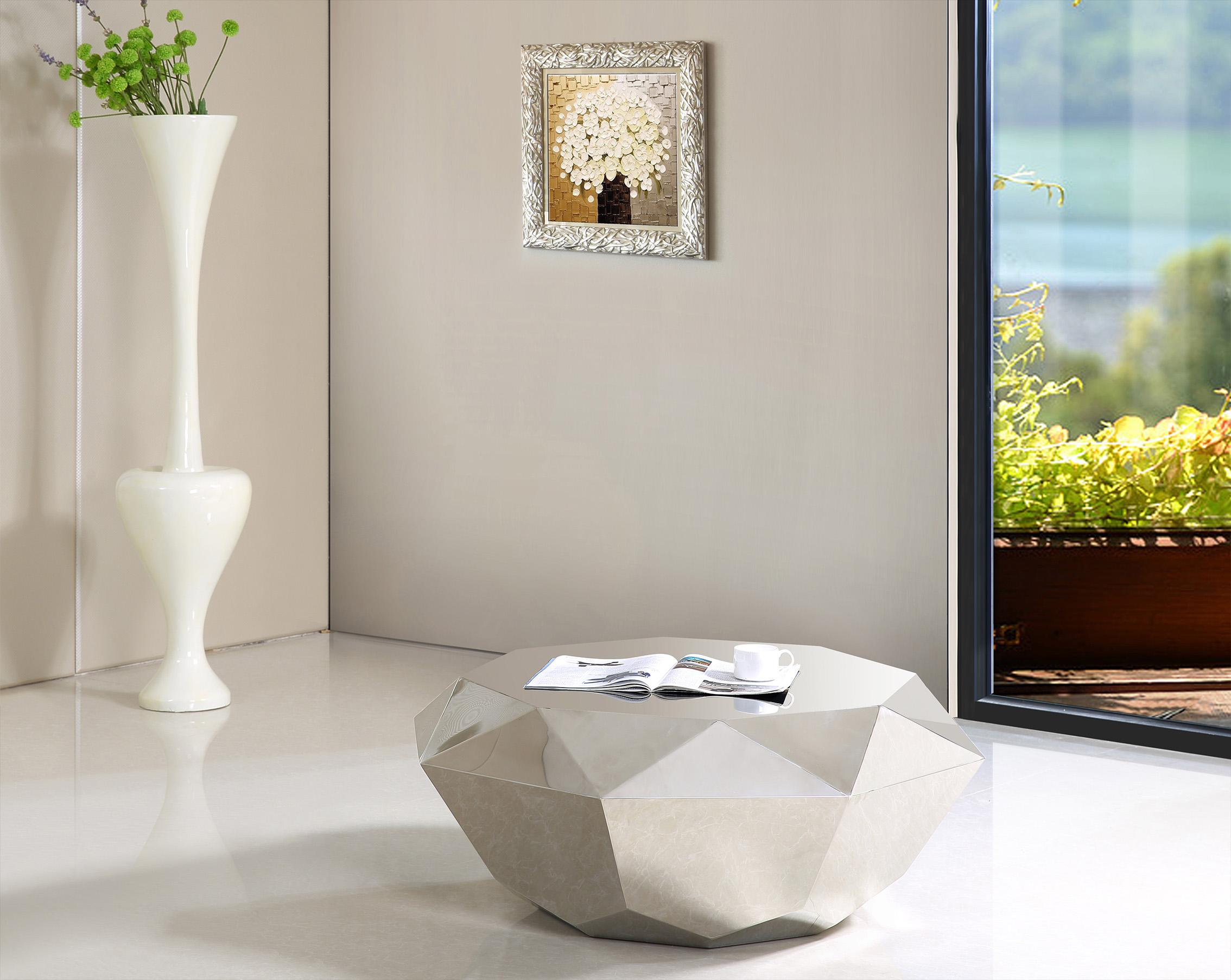 

    
Silver Diamond Shape Coffee Table Gemma 222Silver-C Meridian Modern Contemporary
