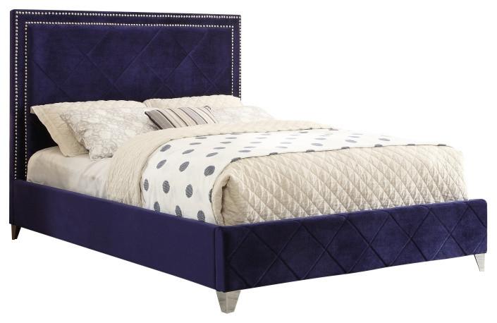 

    
Meridian Hampton King Size Bed in Navy Chrome Nailheads Contemporary Style
