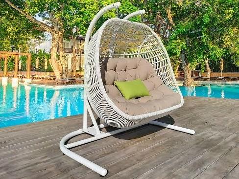 

    
Modern Beige Aluminum Outdoor Hanging Chair VIG Furniture Renava San Juan VGATRAHM-026-BEG
