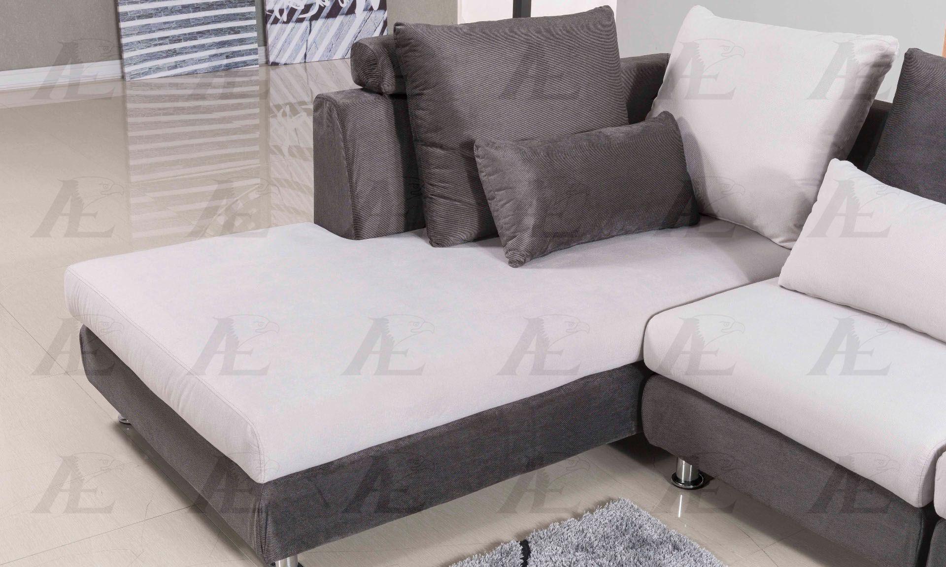 

    
American Eagle Furniture AE-L341 Sectional Sofa Cream/Gray AE-L341R
