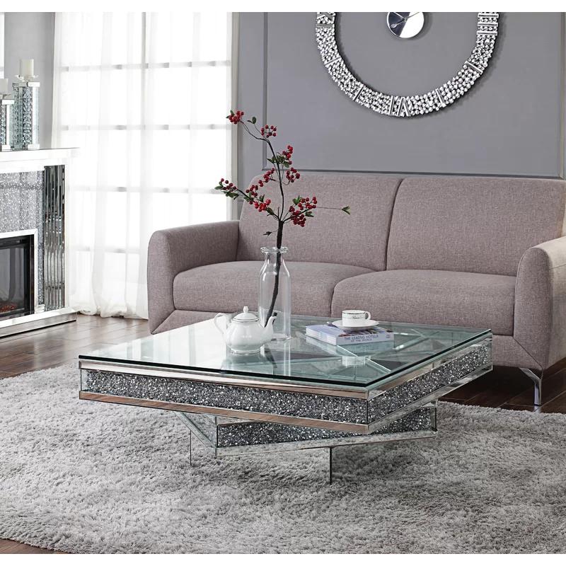 

    
81465-3pcs Modern Mirrored & Faux Diamonds Coffee Table + 2 End Tables by Acme Noralie 81465-3pcs
