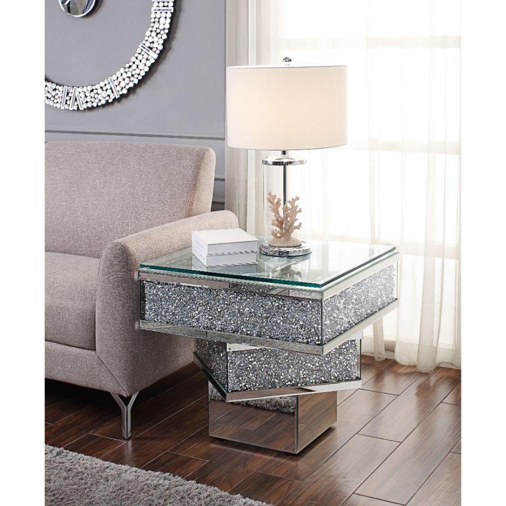 

                    
Buy Modern Mirrored & Faux Diamonds Coffee Table + 2 End Tables by Acme Noralie 81465-3pcs
