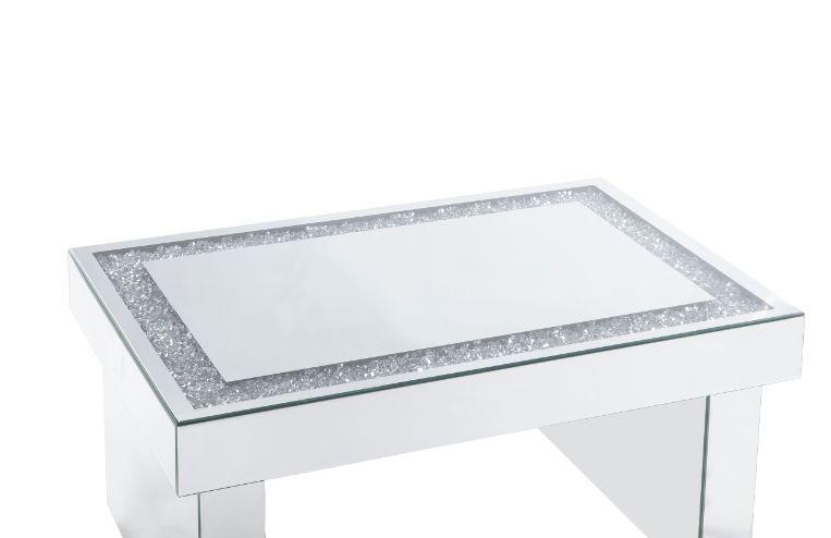 

    
Modern Mirrored & Faux Diamonds Coffee Table by Acme Noralie 84700
