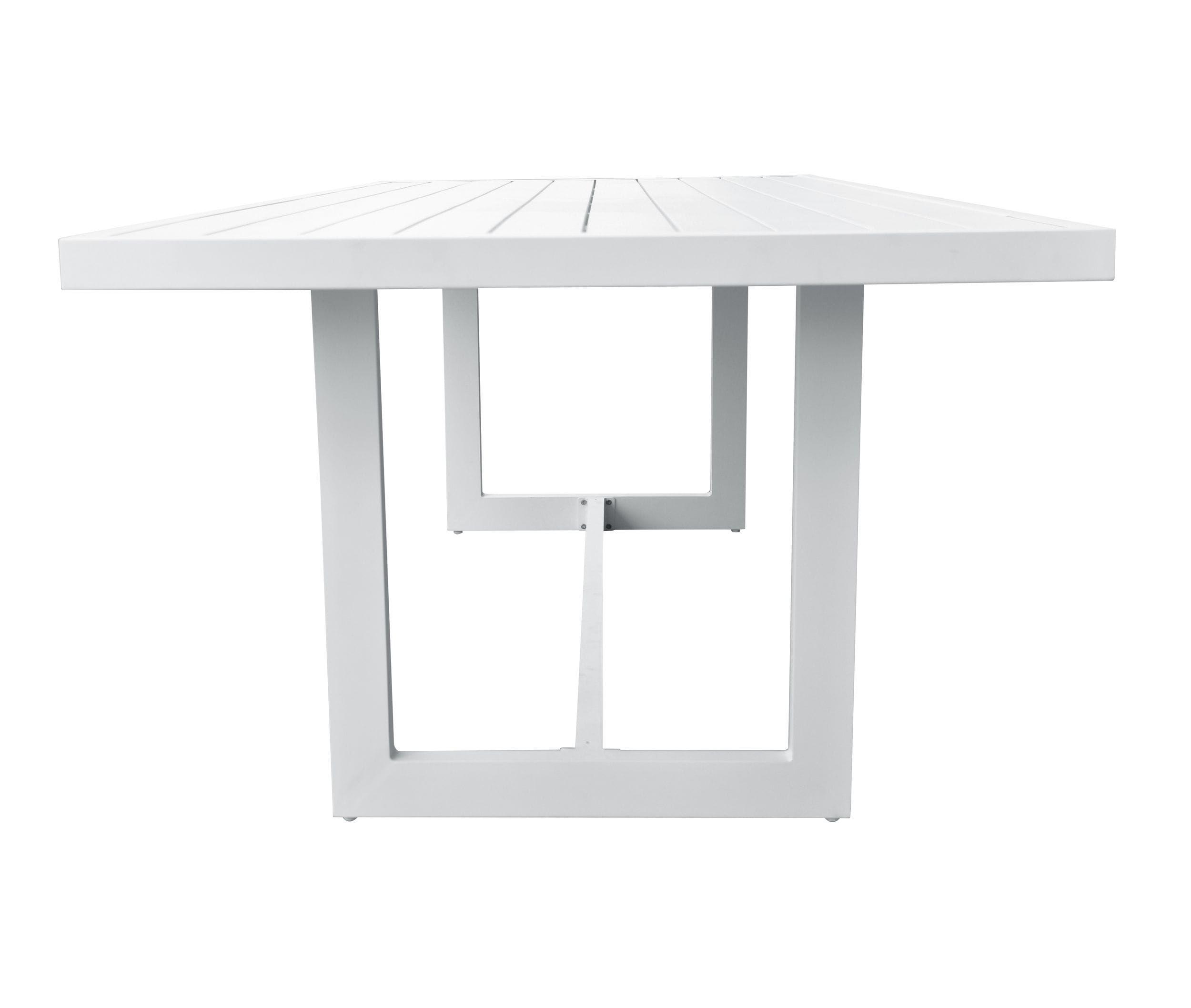 

    
VGGEMONTALK-CH-WHT-1 VIG Furniture Outdoor Dining Table
