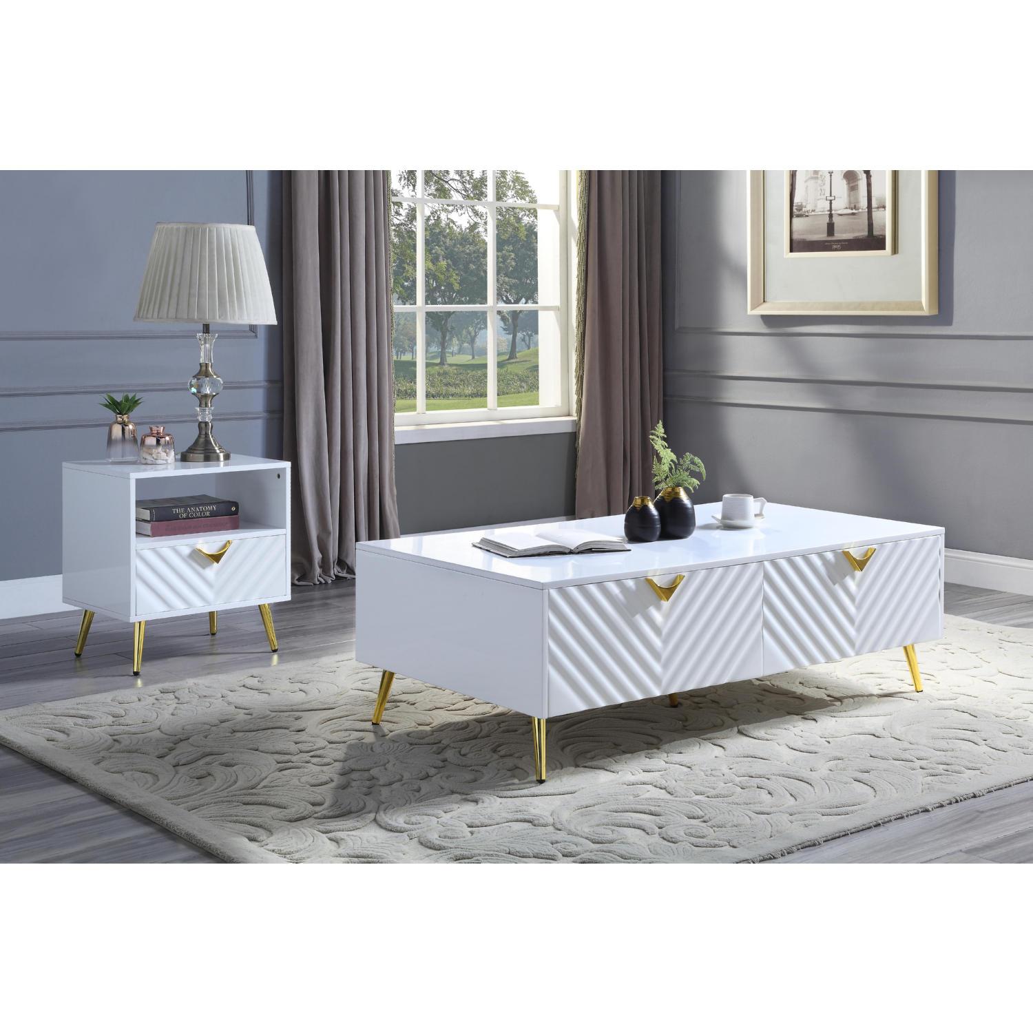 Modern, Casual Coffee Table and 2 End Tables Gaines LV01139-3pcs in White 