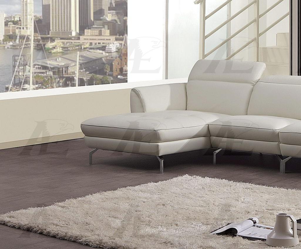 

    
American Eagle Furniture EK-L023R-W Sectional Sofa White EK-L023R-W

