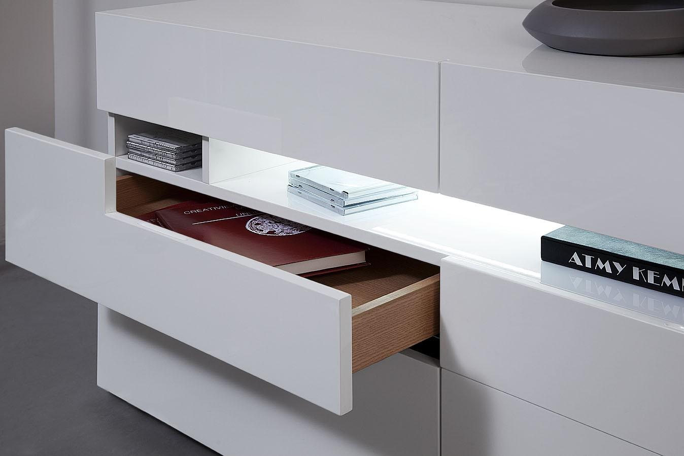 

    
VIG Furniture Modrest Ceres Double Dresser White VGWCCG05D-WHT
