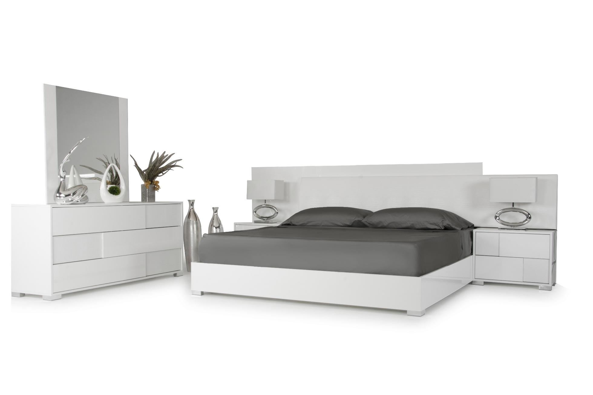 

        
VIG Furniture Modrest Monza Nightstand White  00840729134590

