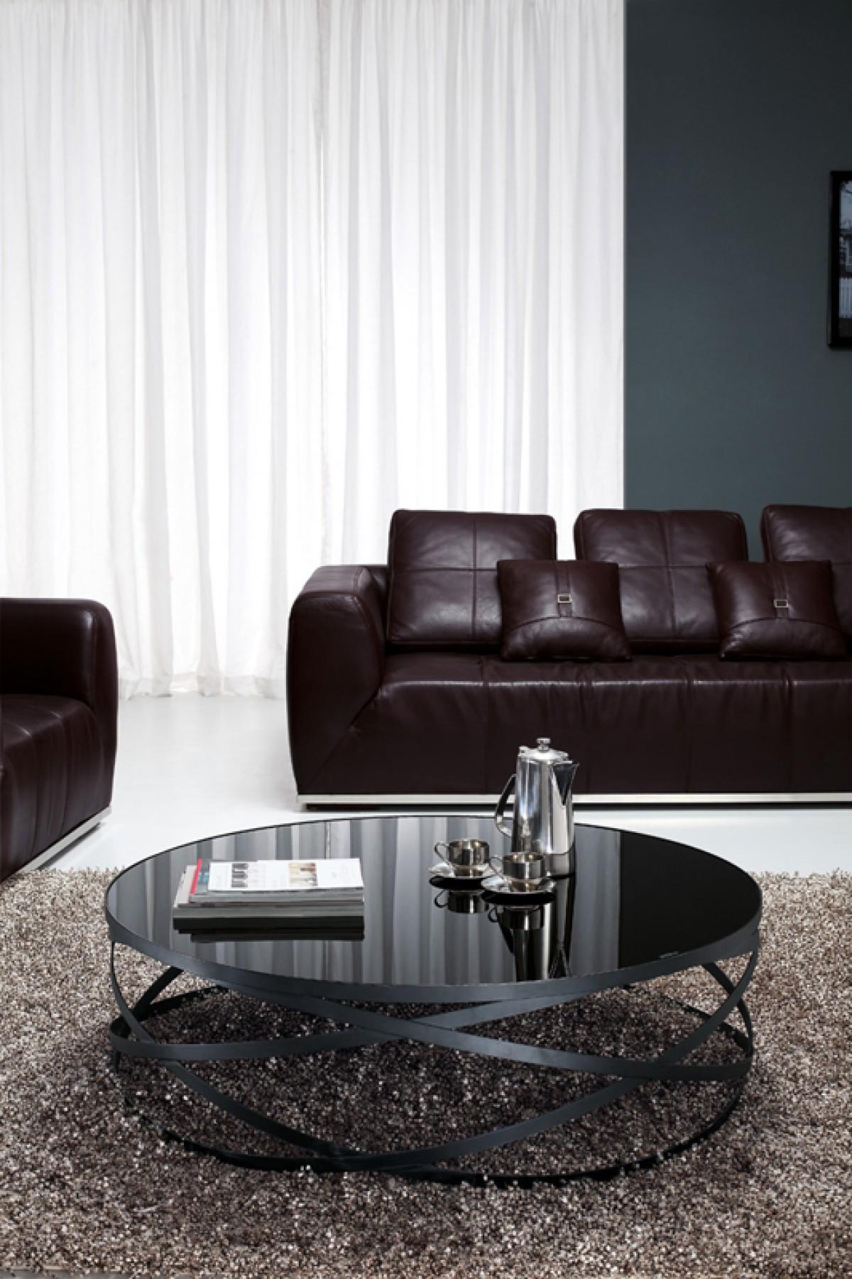 

    
Black Round Coffee Table VIG Modrest Wixon Modern Contemporary
