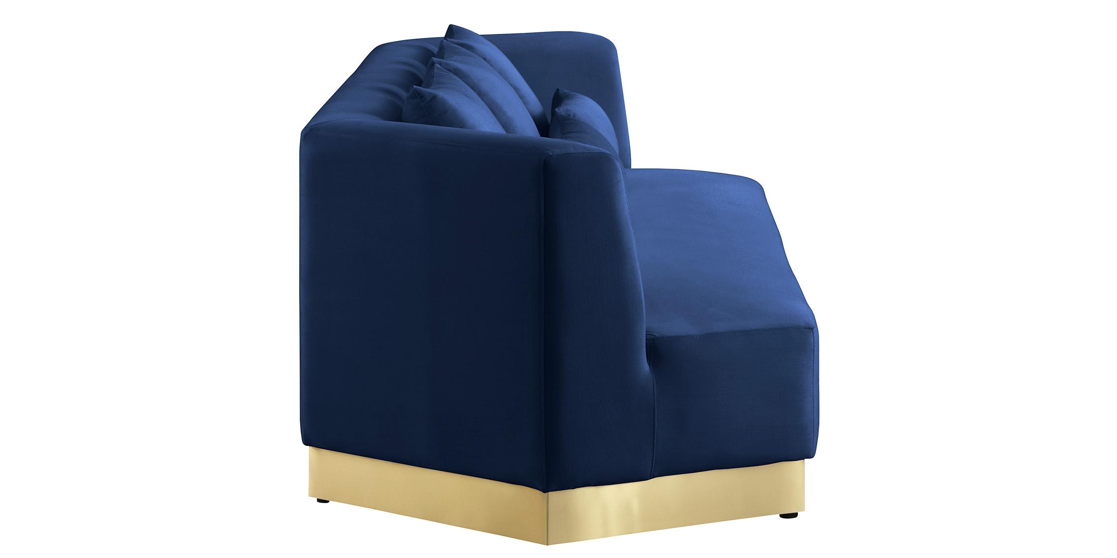 

        
Meridian Furniture MARQUIS 600Navy Sofa Navy blue Velvet 753359800318
