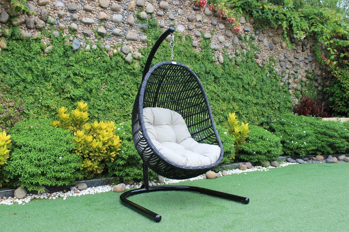 

    
Outdoor Aluminum Frame Black & Beige Hanging Chair Modern VIG Renava Havana
