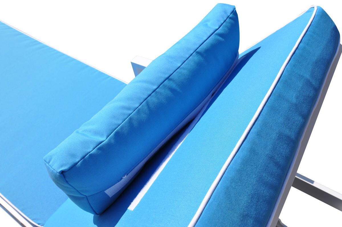 

    
 Order  Outdoor Blue & White Sun Bed & End Table Set Modern VIG Renava Tampa
