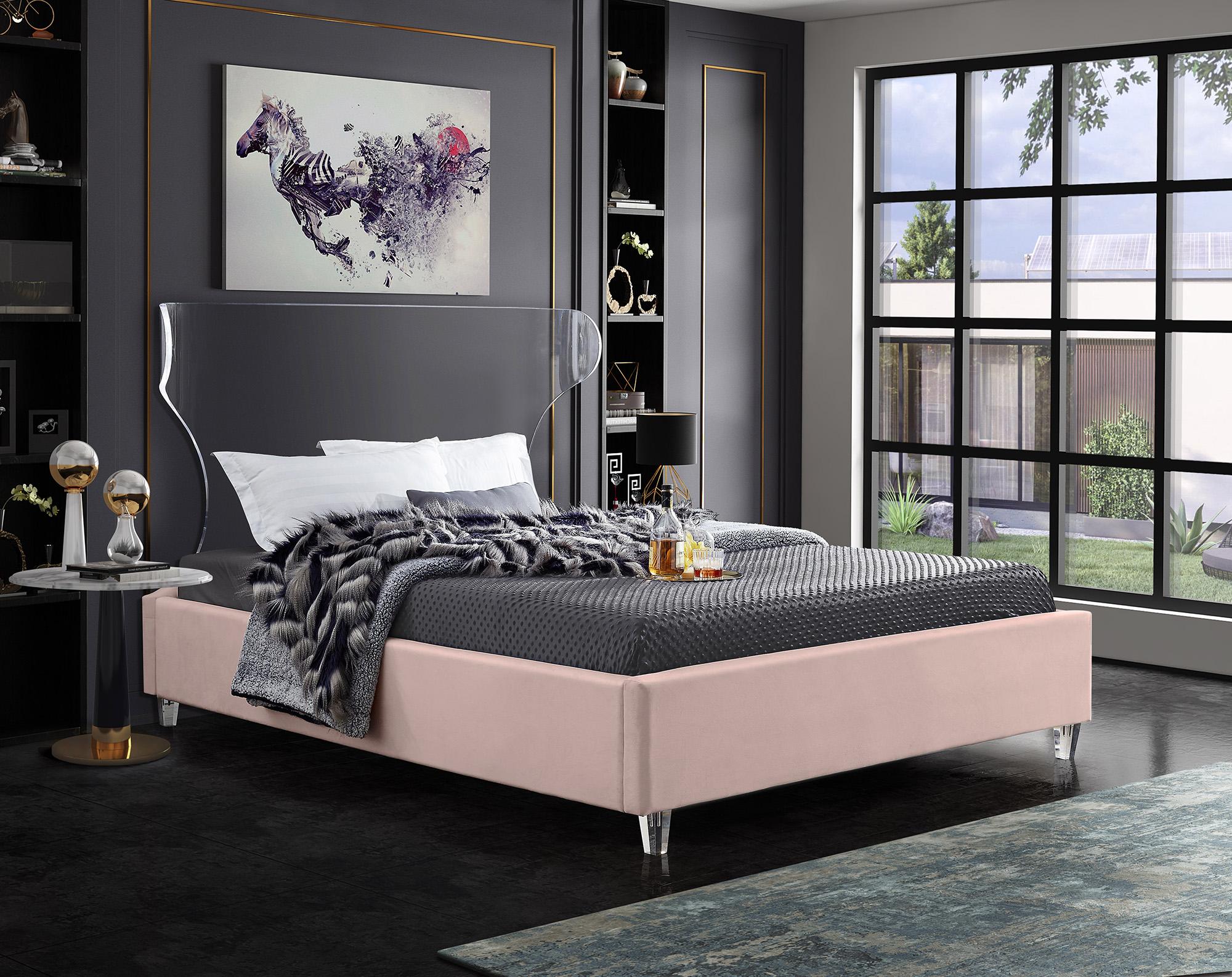 

    
Meridian Furniture GHOST GhostPink-Q Platform Bed Pink GhostPink-Q
