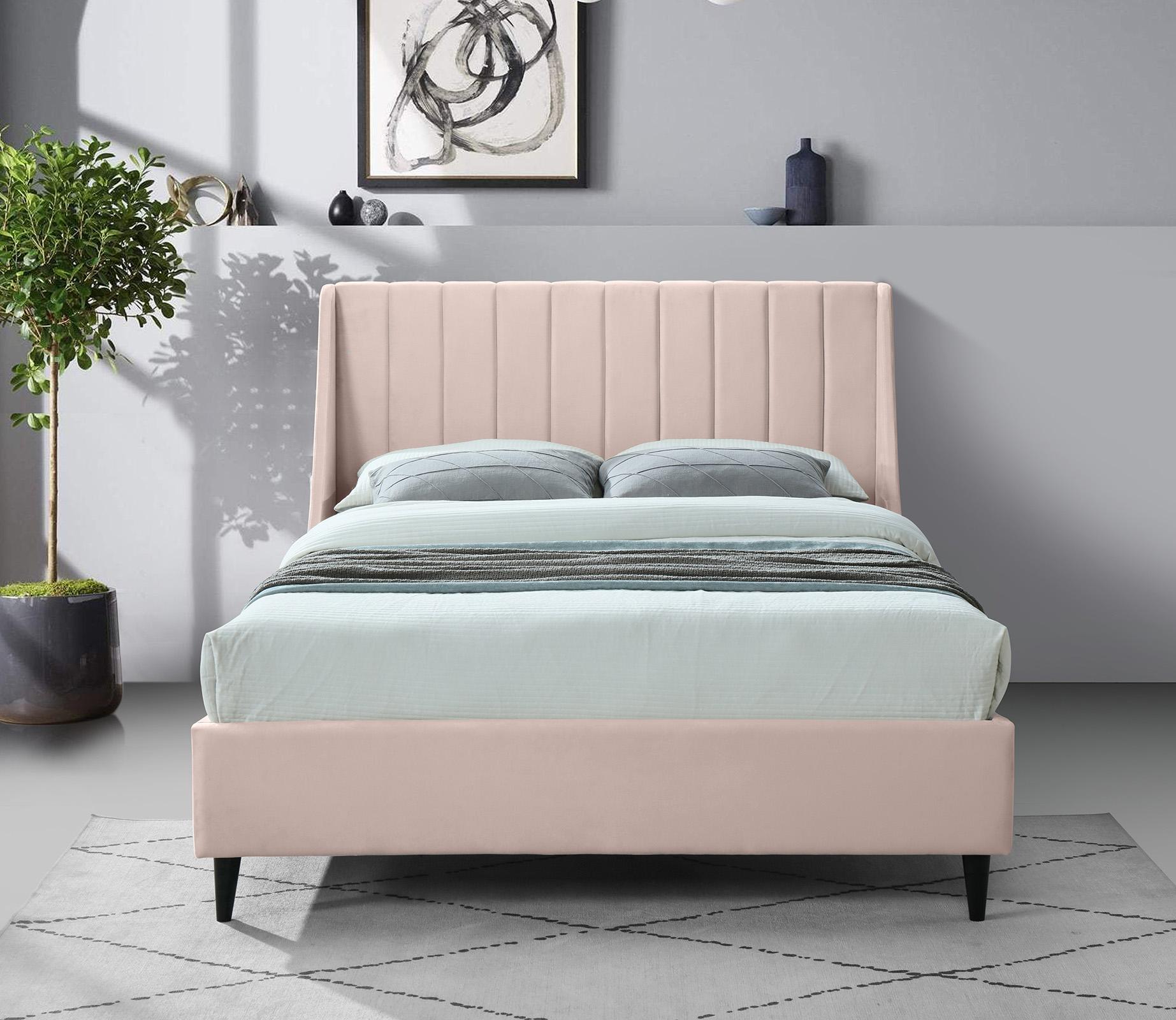 

    
Meridian Furniture EVA EvaPink-F Platform Bed Pink EvaPink-F
